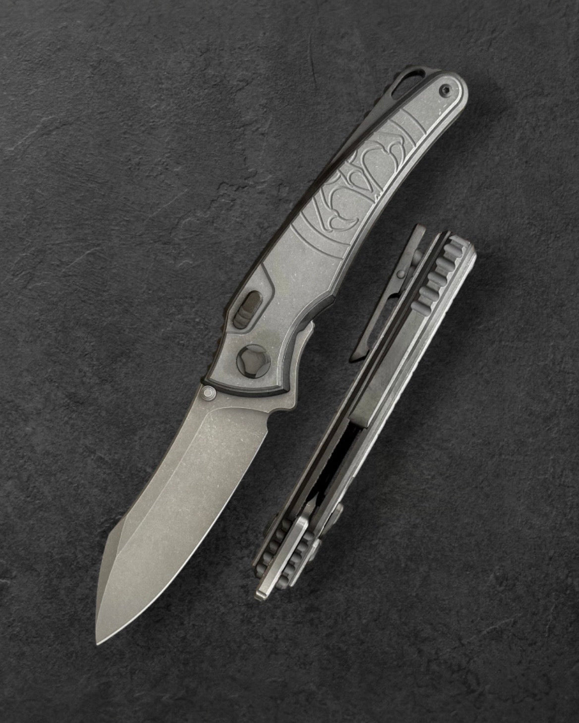 Hawk Knives-Hawk Knives Talon - DLC Titanium Frame, Tumbled Titanium Overlay - Tumbled M390 Blade-2-Urban Cutlery