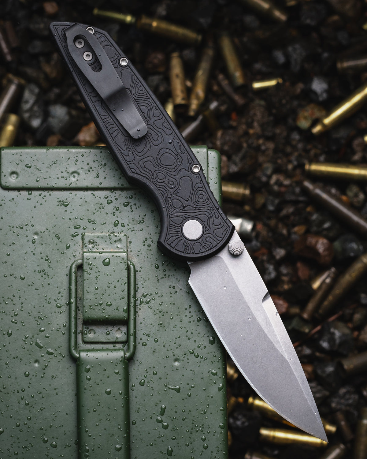 Pro-Tech INT1105.TOPO TR-3 INTEGRITY Manual - Topographic Textured Black Handle - Stonewash MAGNACUT Blade - Blasted Hardware