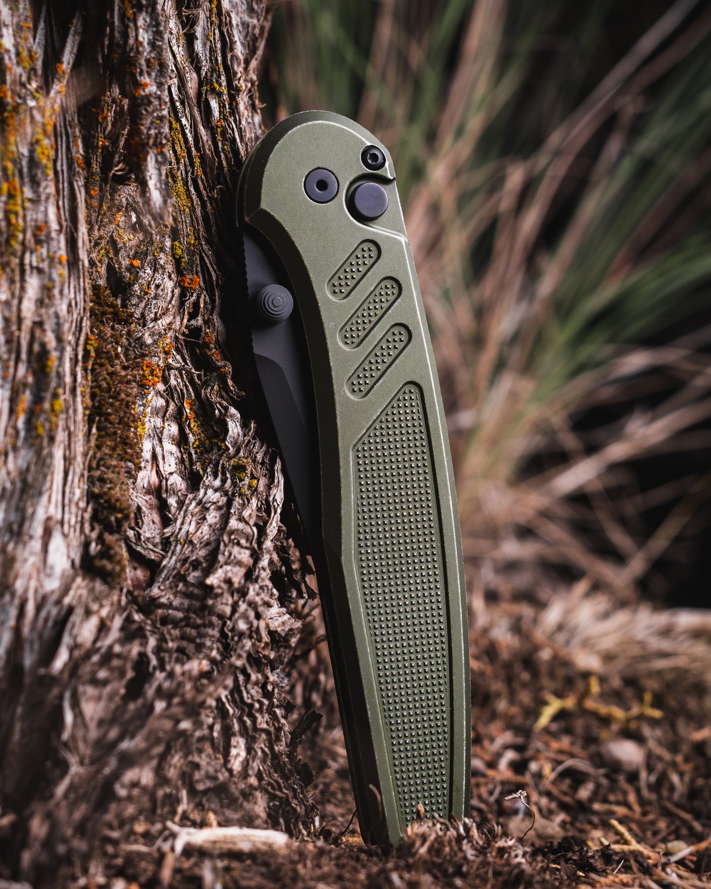 Pro-Tech x Peace Neighbor Avalon PN1103.BW.Green - Battleworn Knurled Green Aluminum Handle - DLC Black Magnacut Blade - Black Thumb Studs and Hardware - Black Long Deep Carry Clip