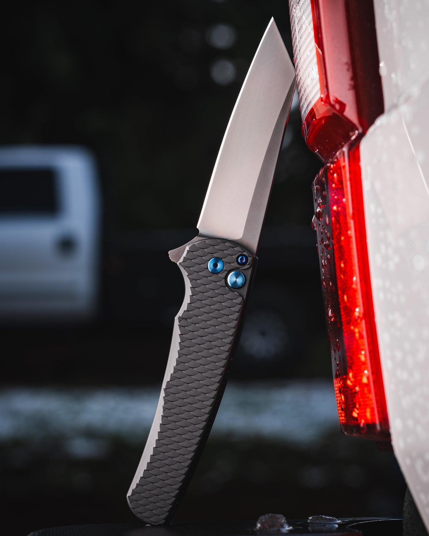 Pro-Tech-Pro-Tech BST26.Malibu.1 Blade Show Texas 2026 Exclusive Malibu - Black 7075 "Dragon Scale" Handle - Smoky Grey DLC Reverse Tanto Magnacut Blade - Sapphire Blue Hardware - Black Clip-3-Urban Cutlery