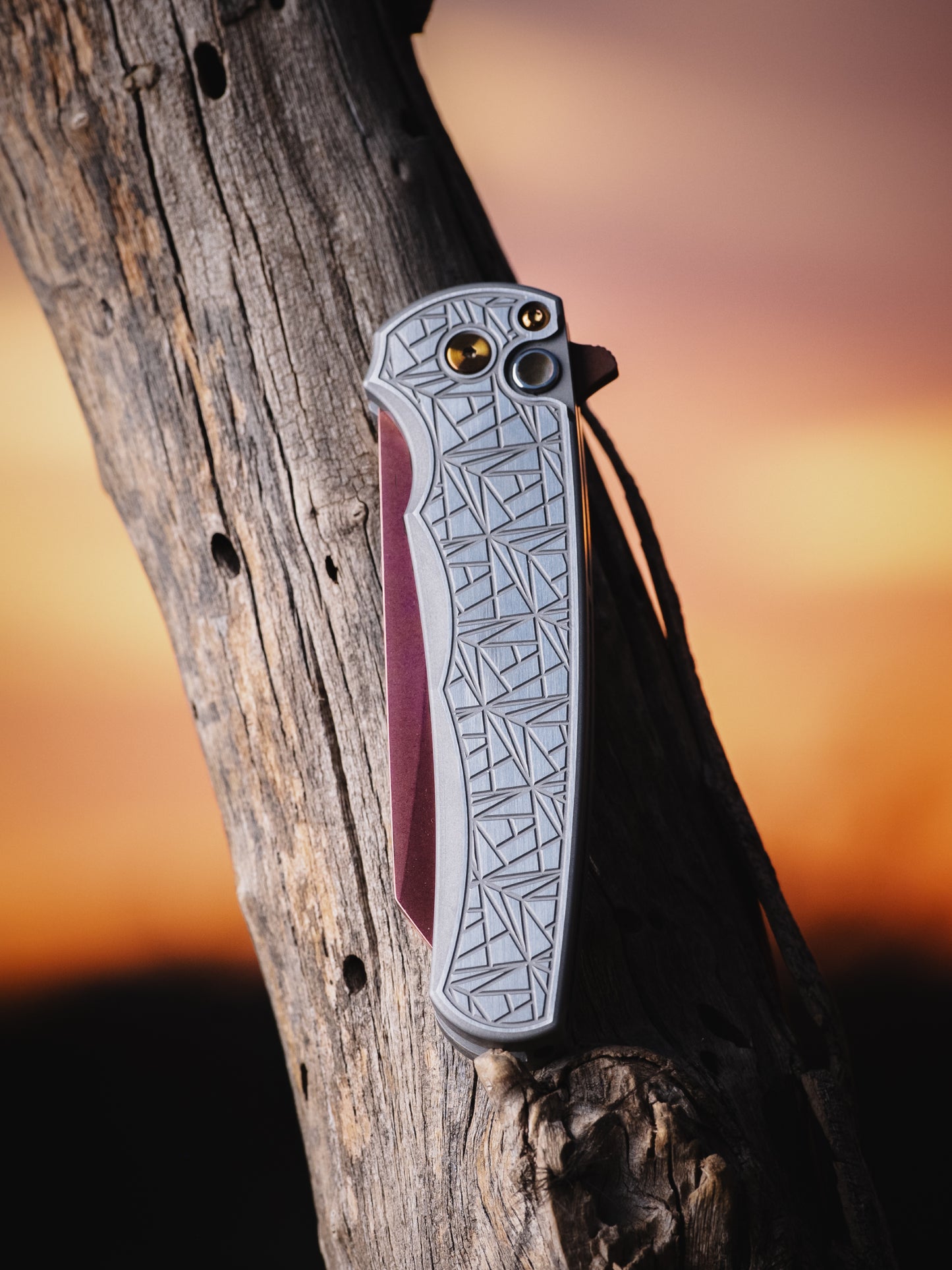 Pro-Tech-Pro-Tech Custom Malibu (2026 Malibu Custom 003) Blade Show Texas 2026 Exclusive Malibu - 2-Tone Satin/Tumbled "Nexus" Textured 17-4 Heat Treated Steel Handle - Copper Rose Magnacut Reverse Tanto Blade - Black Lip Pearl Button - Copper Rose Hardware /40-3-Urban Cutlery