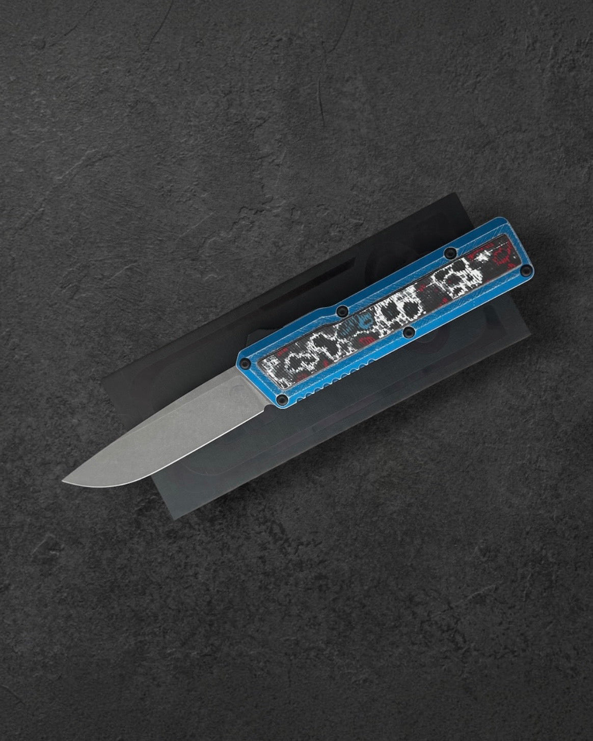 Chaves Knives-Chaves Dissident OTF Knife - M390 Drop Point & "Nebula" Carbon Fiber Inlay-1-Urban Cutlery