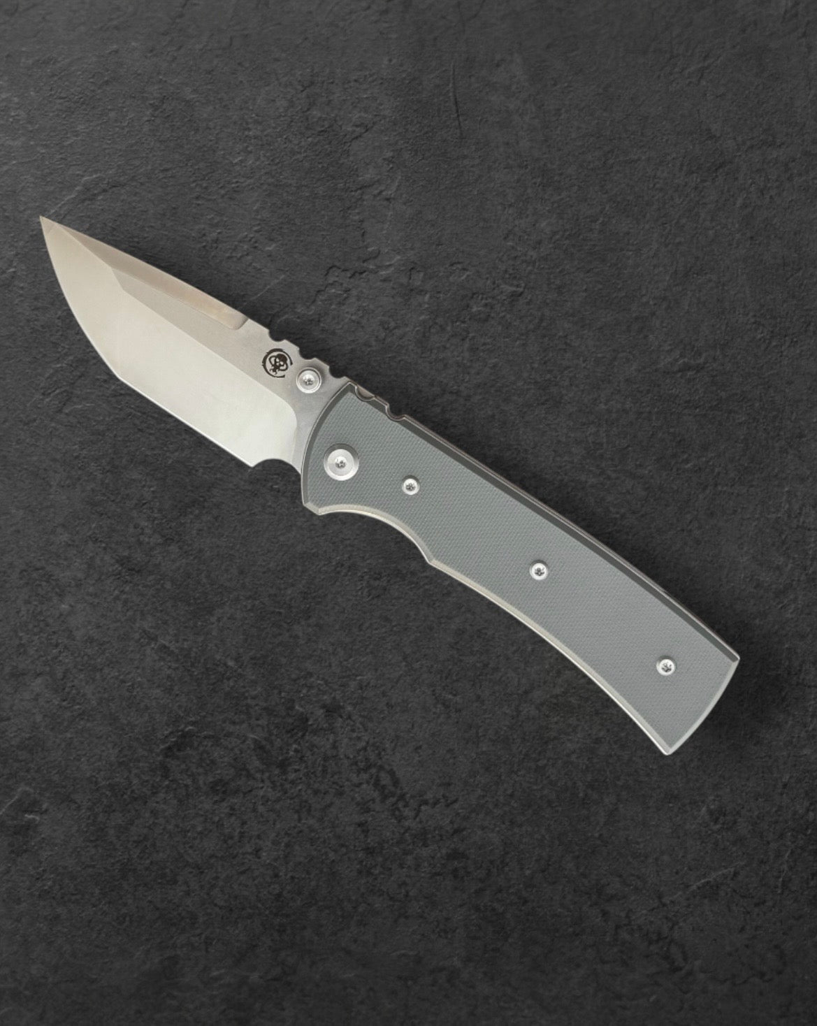 Chaves Knives-Chaves Knives Exclusive Blue Label Redencion 229 - Charcoal Grey Handles - Belt Satin Elmax Tanto Blade-2-Urban Cutlery