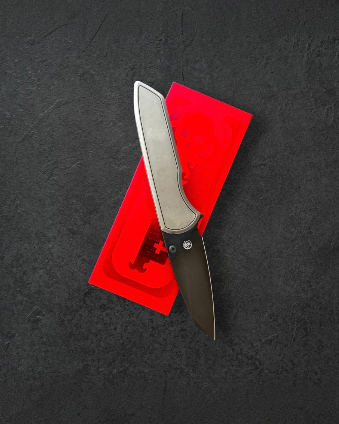 Chaves Knives-Chaves Knives x Brad Blount - Arrestor 229 Integral - Bright Stonewash Titanium Handles - DLC Black M390 Sheepsfoot Blade-2-Urban Cutlery