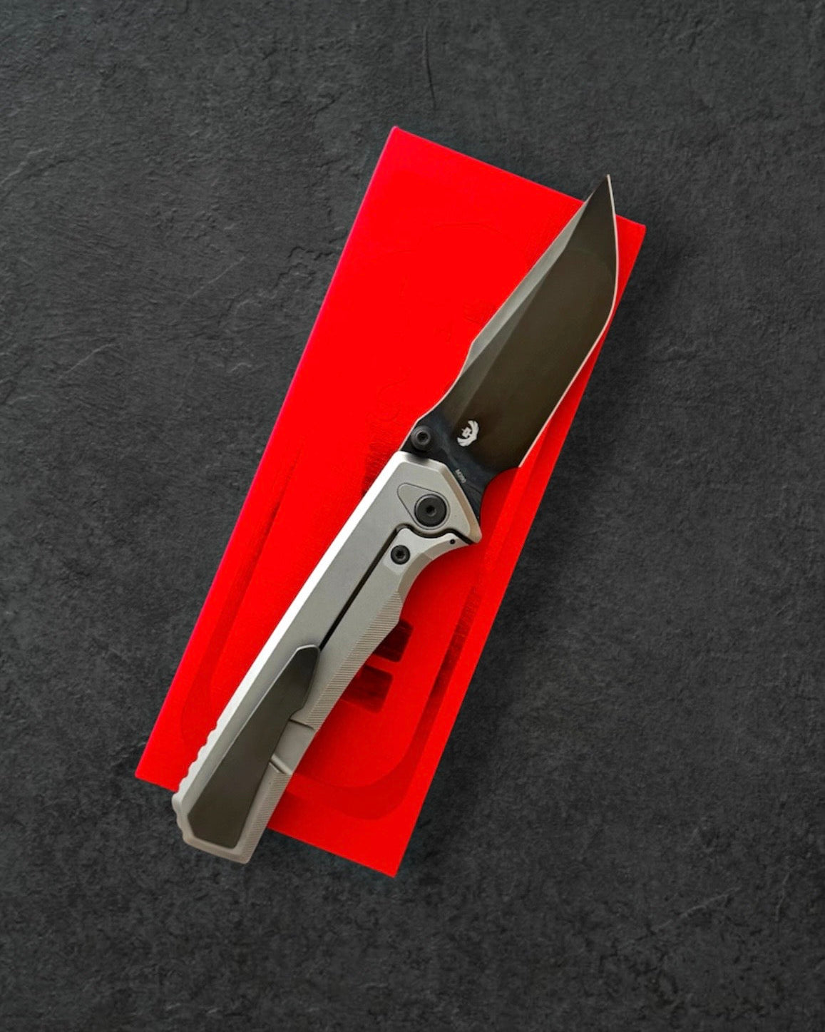 Chaves Knives-Chaves Knives x Sam Tran - The Arison Street Integral - Bright Stonewash Titanium Handles - DLC Black M390 Drop Point Blade-2-Urban Cutlery