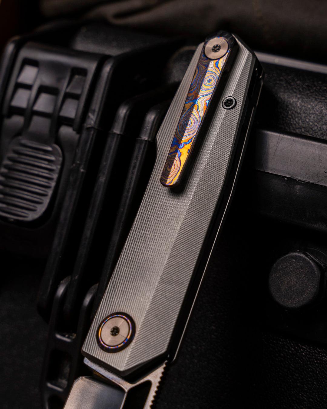 Divo Knives-Divo Saloon - UC Exclusive-4-Urban Cutlery
