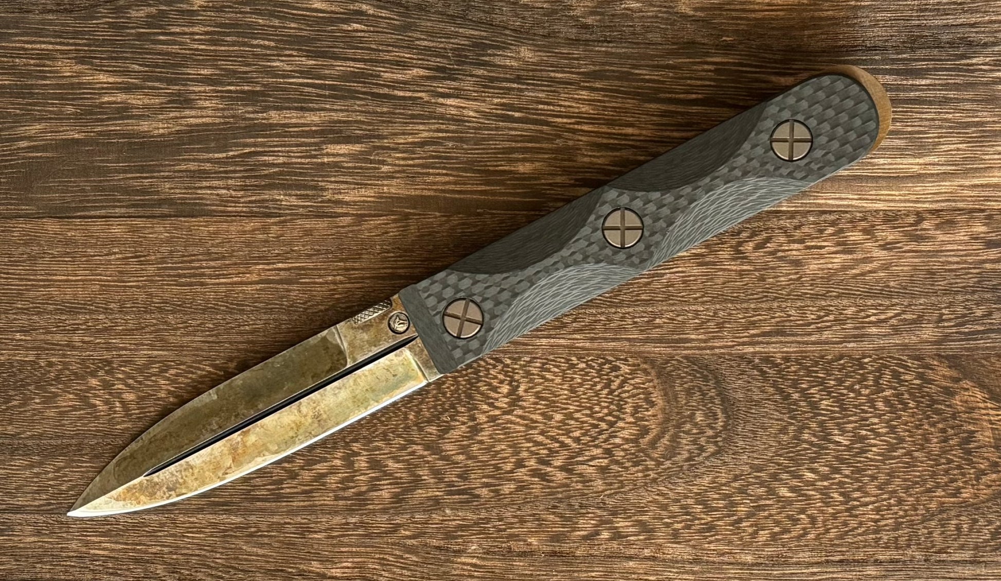 Elishewitz Custom Knives-Elishewitz Custom Knives EK Commando folder - Antique finish blade - Carbon fiber scales - Liner lock-1-Urban Cutlery