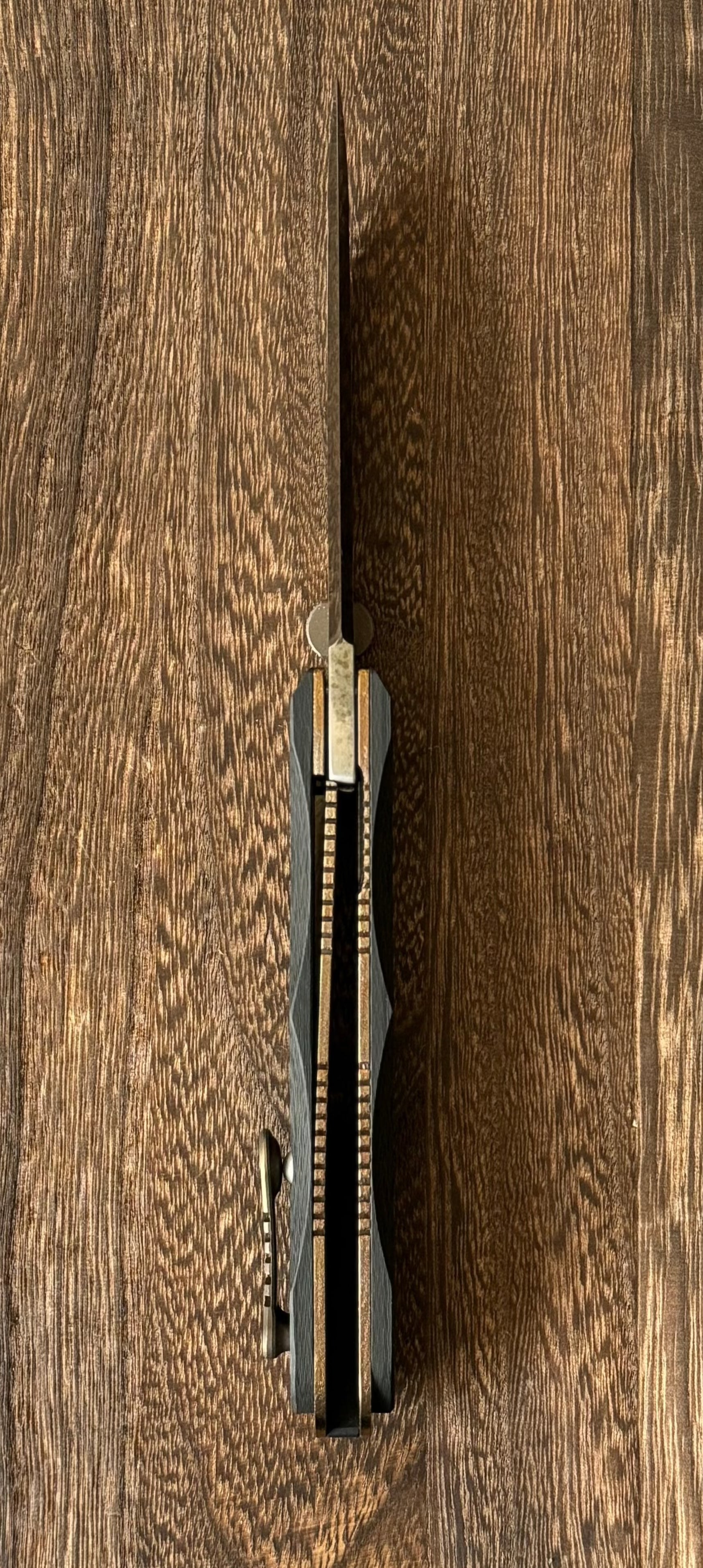 Elishewitz Custom Knives-Elishewitz Custom Knives EK Commando folder - Antique finish blade - Carbon fiber scales - Liner lock-10-Urban Cutlery