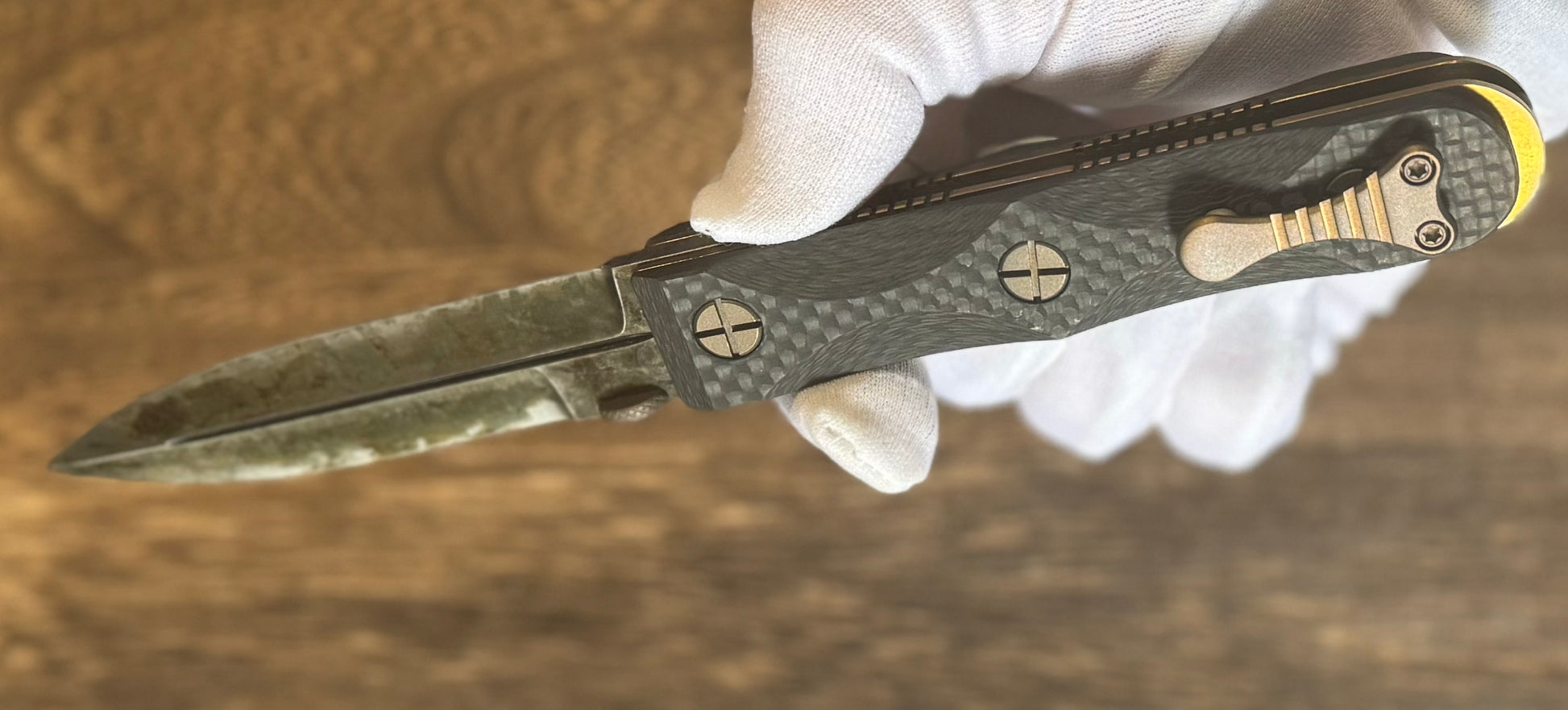 Elishewitz Custom Knives-Elishewitz Custom Knives EK Commando folder - Antique finish blade - Carbon fiber scales - Liner lock-4-Urban Cutlery