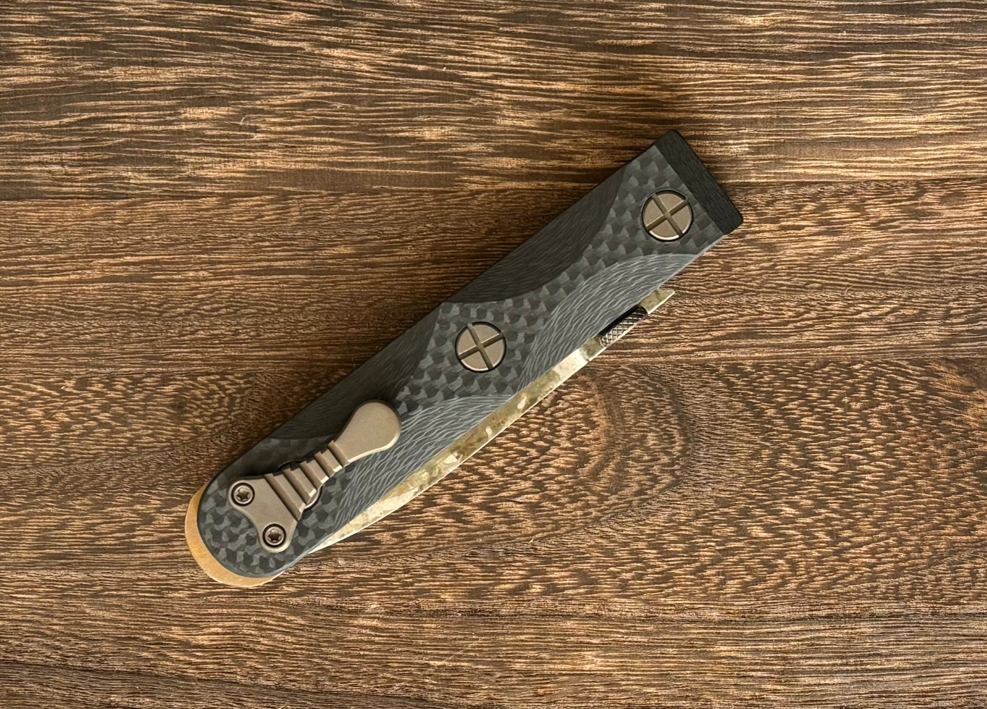 Elishewitz Custom Knives-Elishewitz Custom Knives EK Commando folder - Antique finish blade - Carbon fiber scales - Liner lock-7-Urban Cutlery