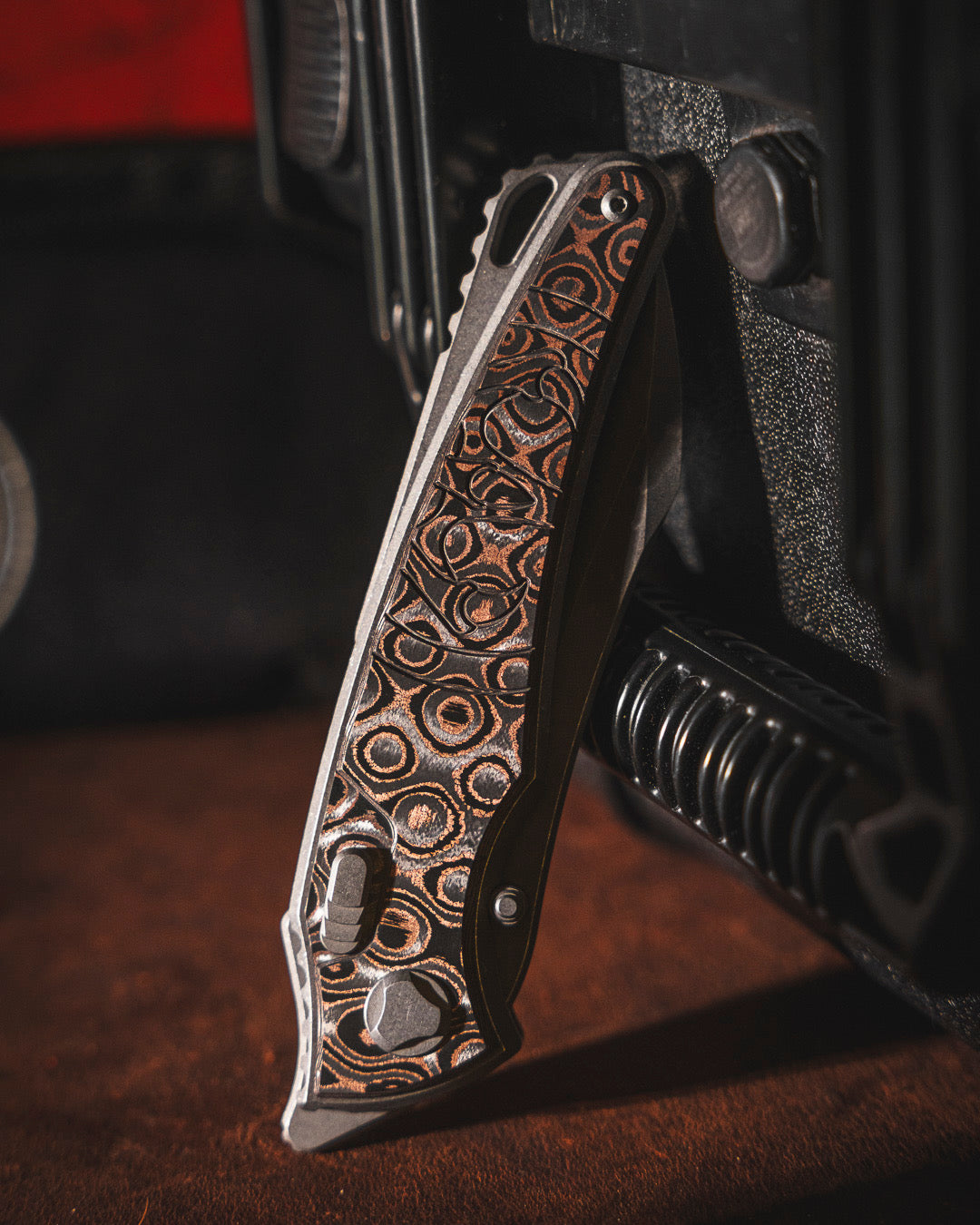 Hawk Knives-Hawk Knives Talon - Uni Copper Fat Carbon Handle Inlay - Tumbled M390 Blade-4-Urban Cutlery