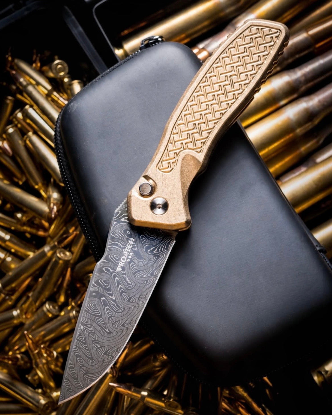 ProTech x Spartan Blades (2026 Pallas Custom 004) Blade Show West 2026 Exclusive Pallas Auto - Weave Textured AlBronze Handles - Chad Nichols Boomerang Demascus Blade - Black Lip Pearl Button - Satin Hardware /30