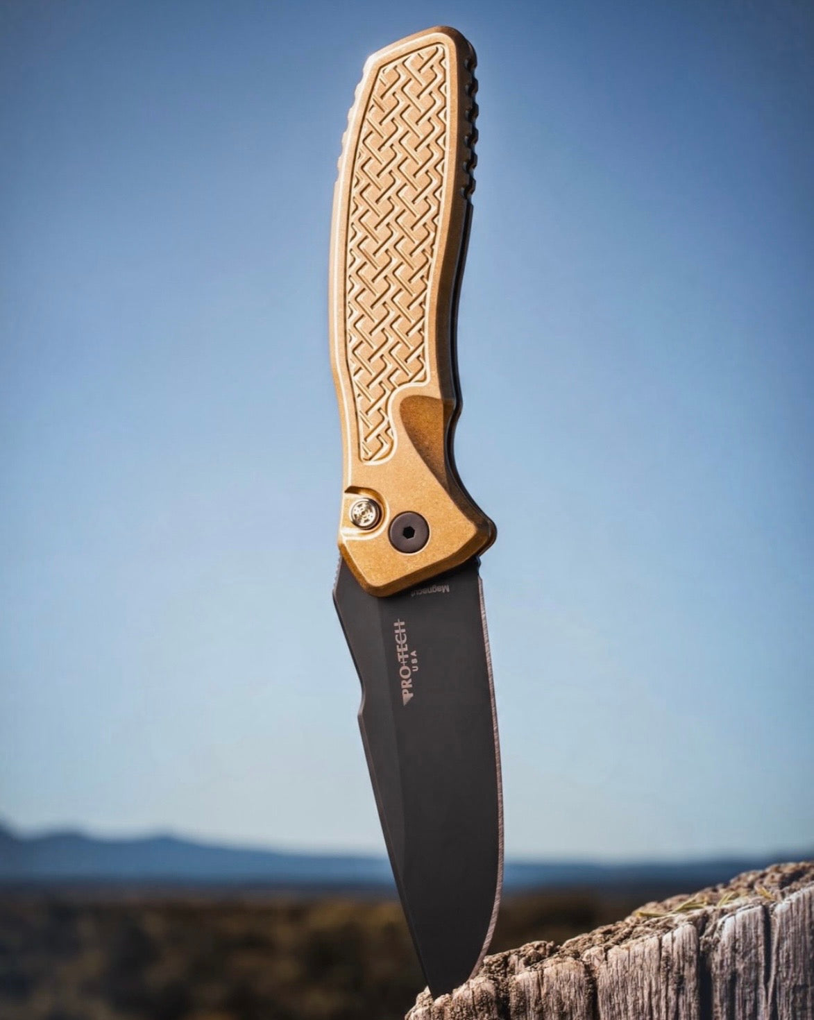ProTech x Spartan Blades (2026 Pallas Custom 006) Blade Show West 2026 Exclusive Pallas Auto - Weave Textured AlBronze Handles - DLC Black Magnacut Blade - Mosaic Button - Black Hardware /50