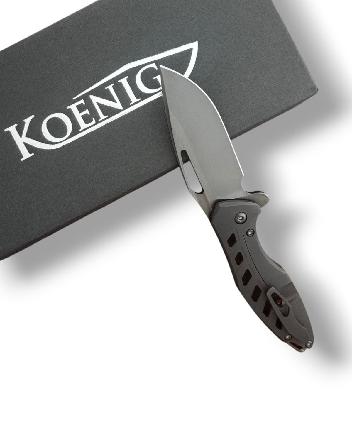 Koenig Mini Arius DLC Osseus 2.0 2026 Show Special - Skeletonized DLC Black 6AL4V Ti Handle - Burnished DLC w/ Polished Flats M390 Blade