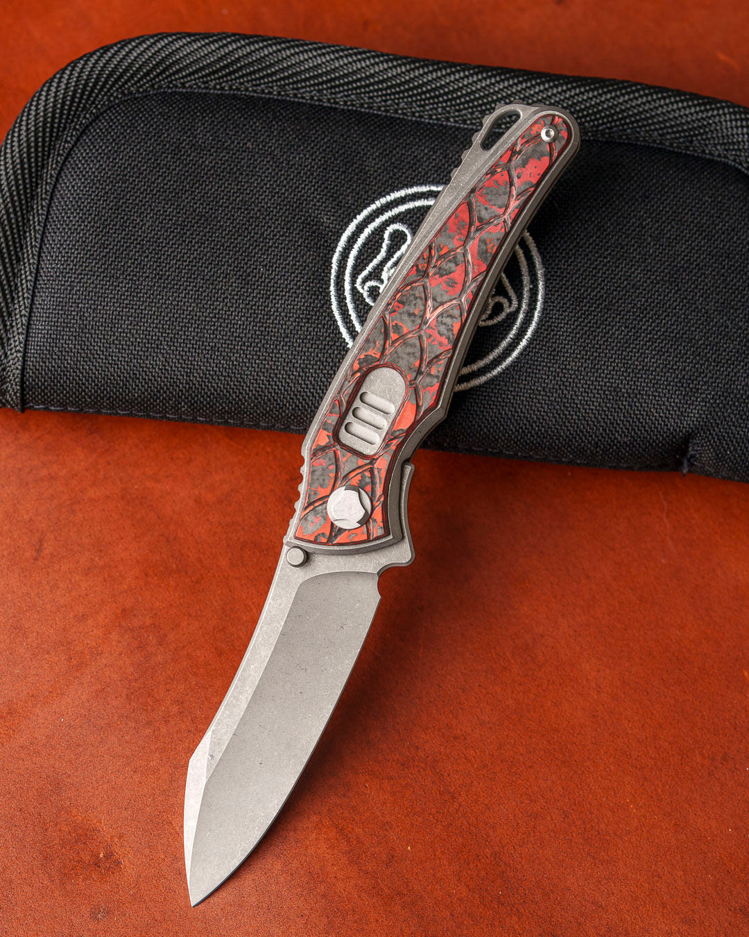 Hawk Knives Talon AUTO - Dragon Scale Textured Lava Flow Fat Carbon Handle Inlay - Darkwashed M390 Blade