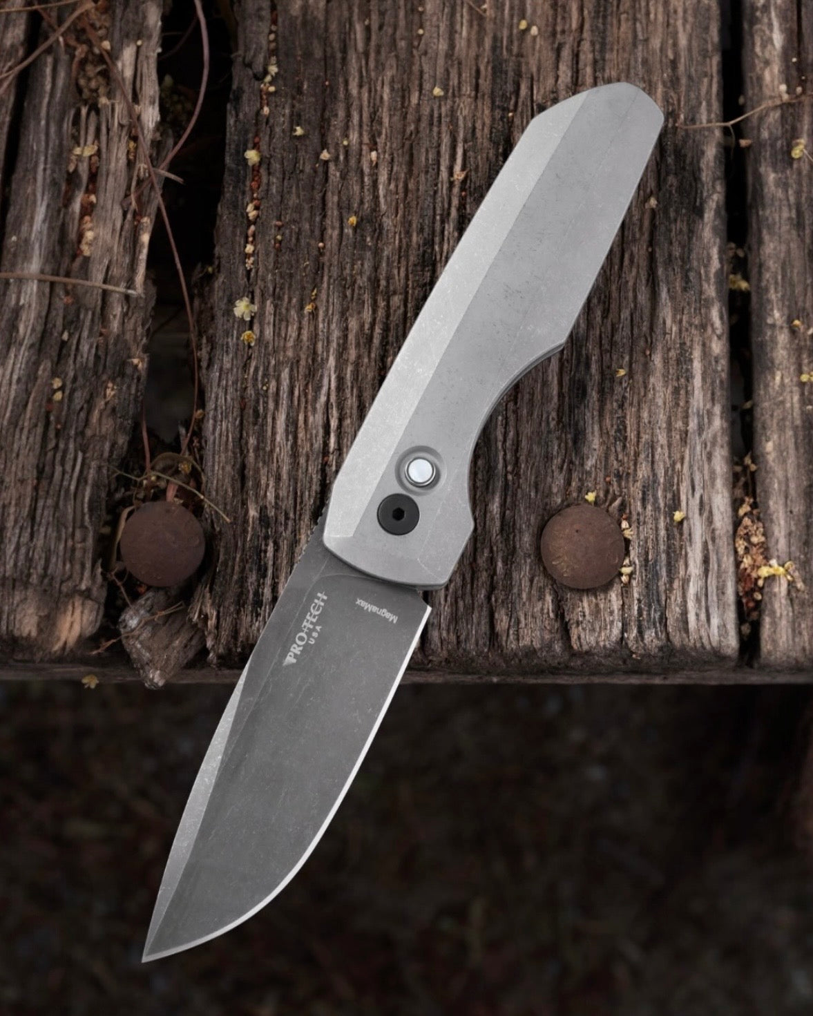Pro-Tech Custom Vero Synapse 2 (2026 Synapse Custom 003) Auto - 2-Tone Blasted/Tumbled Hardened 17-4 Steel Handle - Acid Wash MAGNAMAX Blade - White Pearl Button - Black Hardware - DLC Black Machined Clip