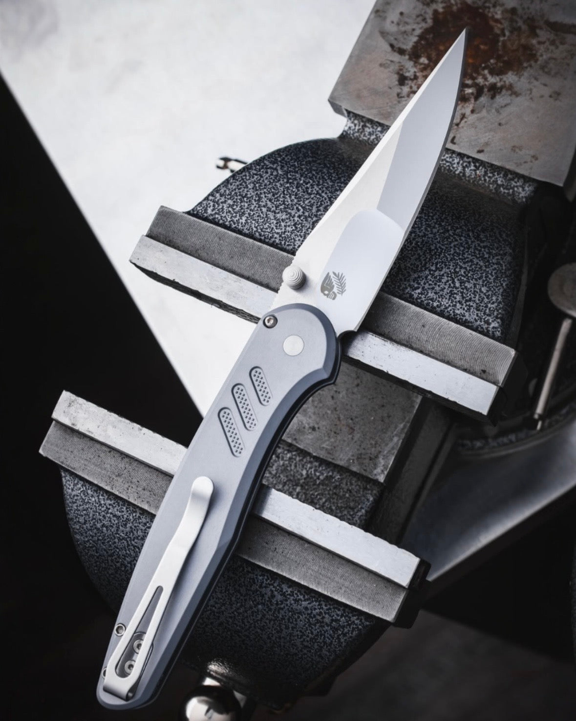 Pro-Tech Duke x Peace Neighbor Custom Avalon (2026 Avalon Custom 004) - Textured Grey 6061 Aluminum Handle - Polished Mike Irie Compound Ground 154CM Blade - White Pearl Button - Satin Thumb Studs /100