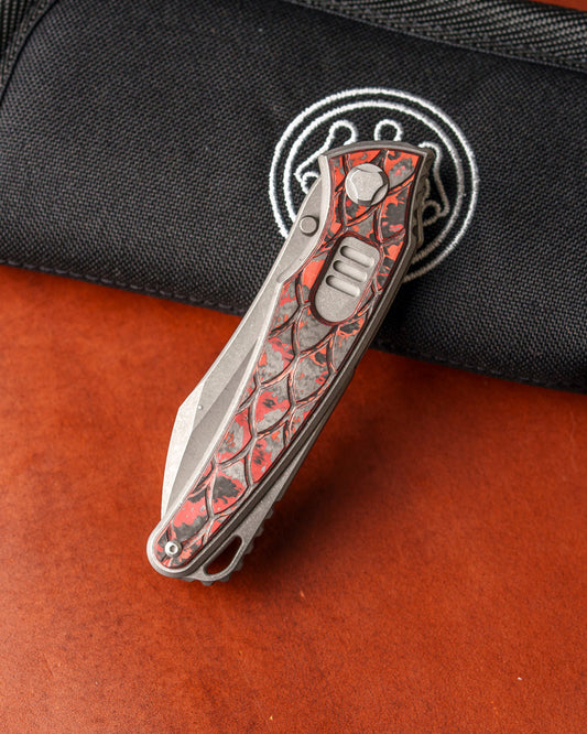 Hawk Knives Talon AUTO - Dragon Scale Textured Lava Flow Fat Carbon Handle Inlay - Darkwashed M390 Blade