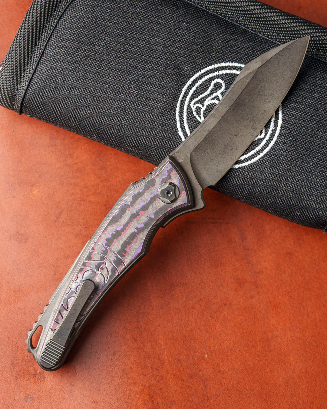 Hawk Knives Talon AUTO - Purple Haze Crosscut Fat Carbon Handle Inlay - DLC Black M390 Blade