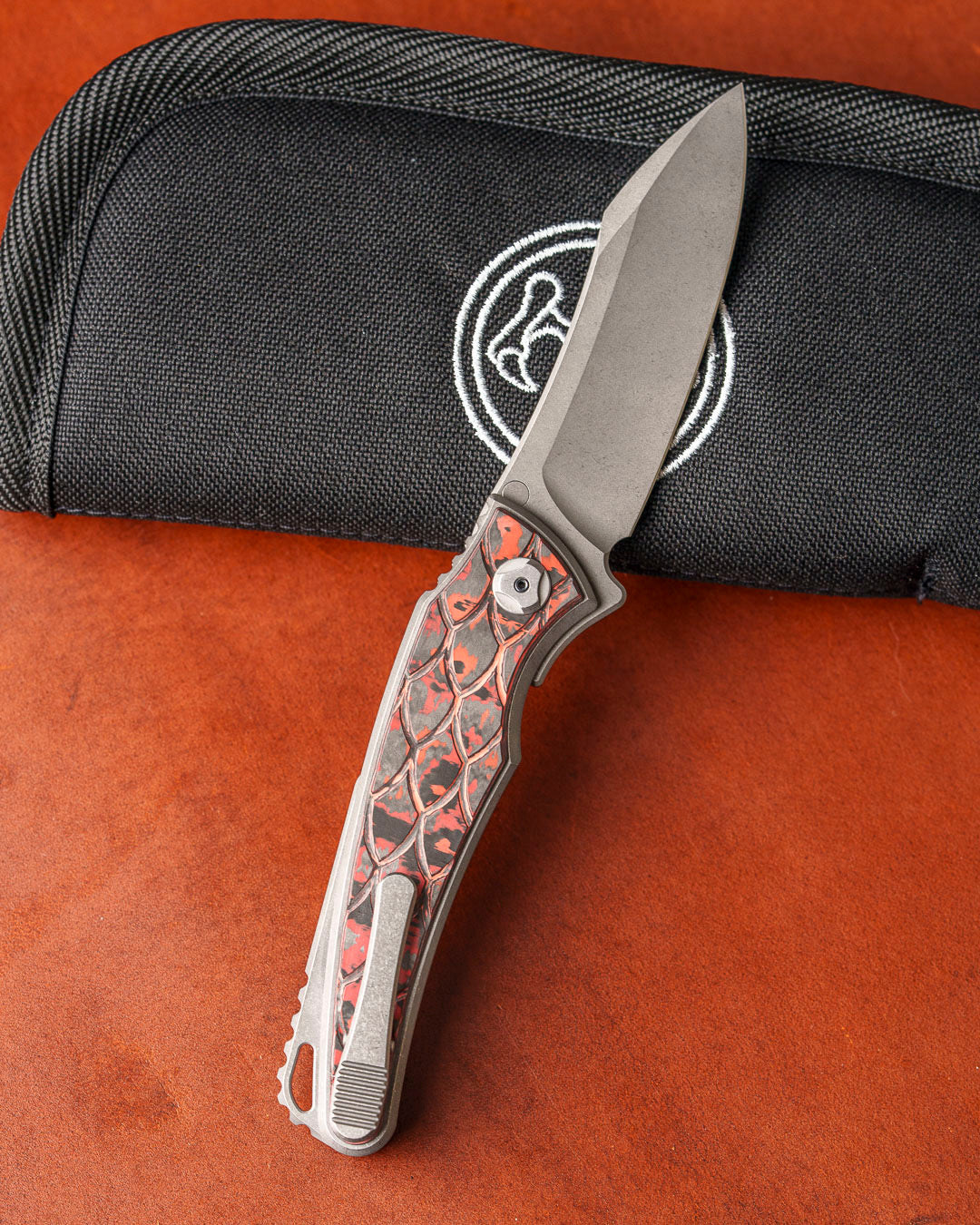 Hawk Knives Talon AUTO - Dragon Scale Textured Lava Flow Fat Carbon Handle Inlay - Darkwashed M390 Blade