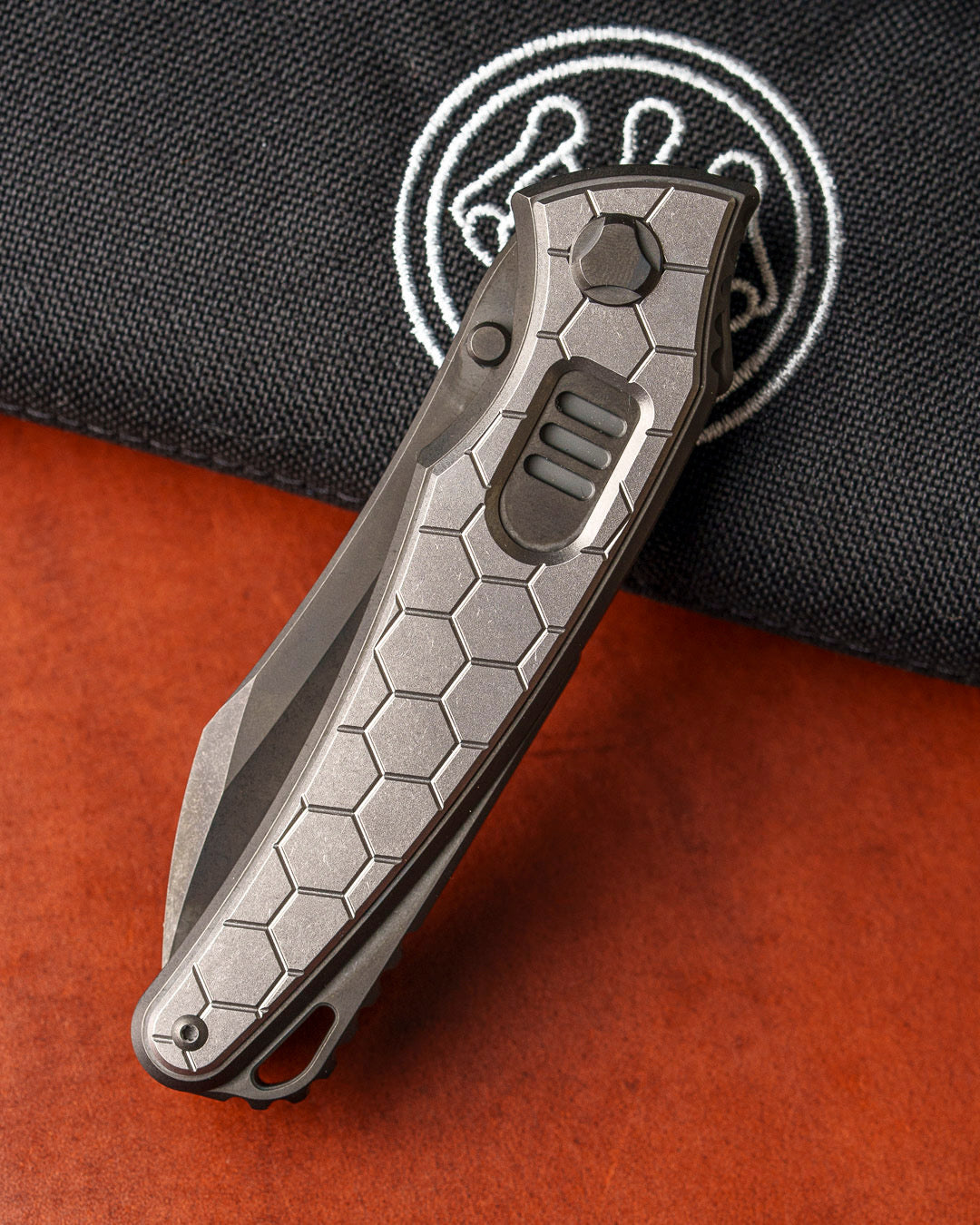 Hawk Knives Talon AUTO - Honeycomb Textured Titanium - DLC Black M390 Blade