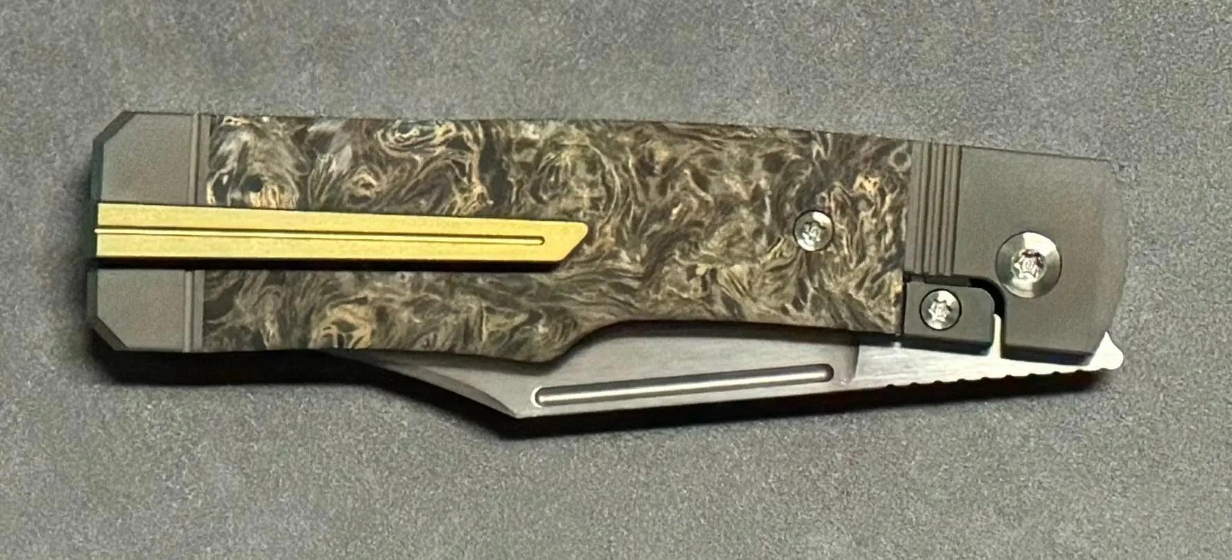 Jack Wolf Knives-Jack Wolf Knives - GUNSLINGER JACK - FAT CARBON DARK MATTER GOLD HAND SATIN-12-Urban Cutlery