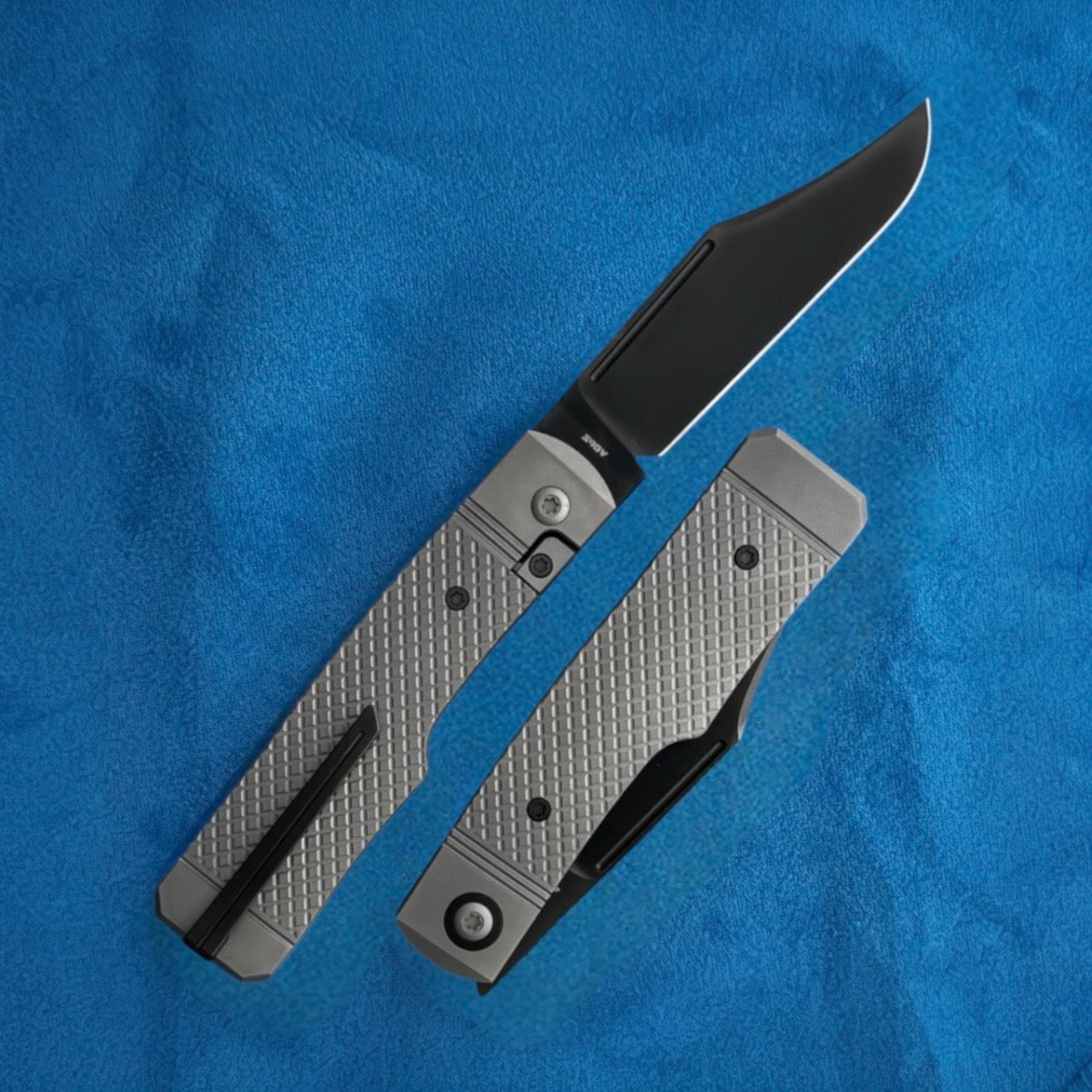 Jack Wolf Knives-Jack Wolf Knives - GUNSLINGER JACK - TITANIUM CROSS HATCH-4-Urban Cutlery