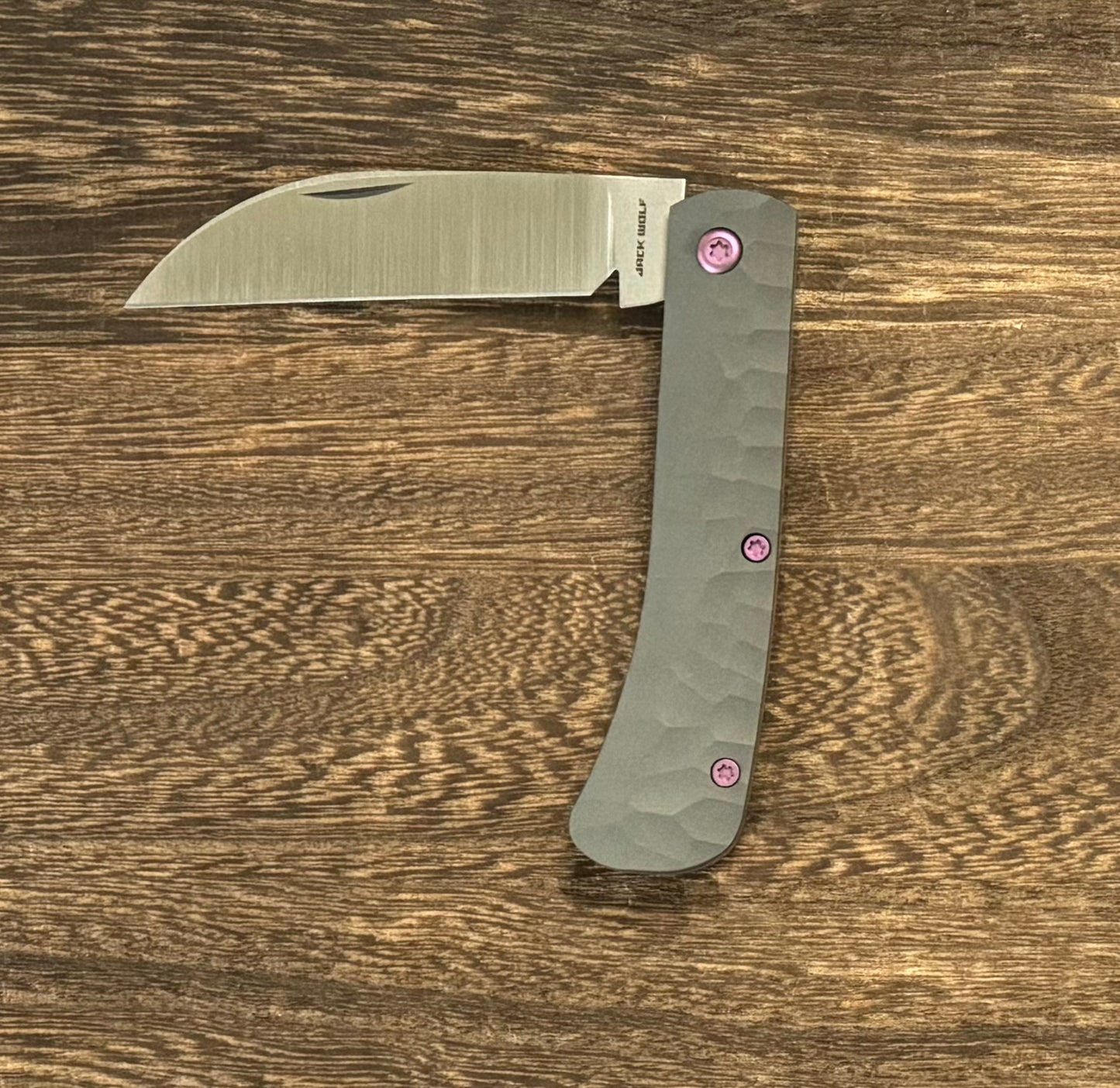 Jack Wolf Knives-Jack Wolf Knives - VENOM JACK- TITANIUM ROCK PATTERN-3-Urban Cutlery
