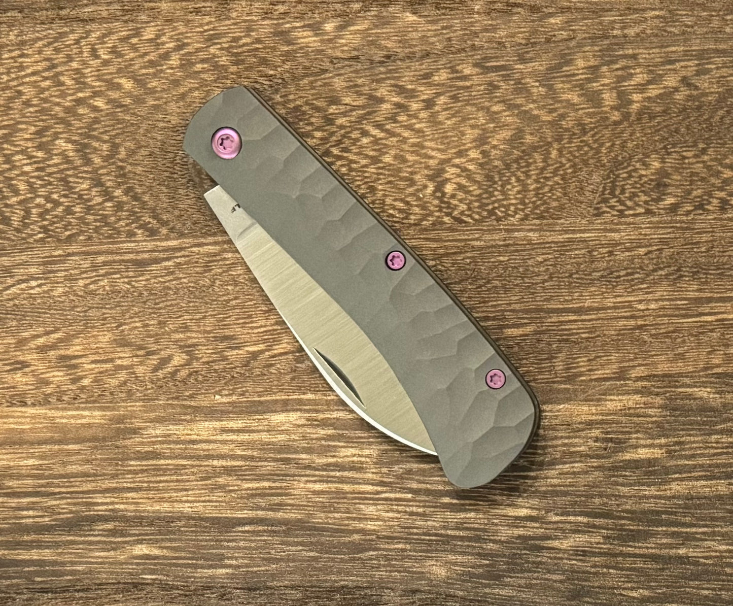 Jack Wolf Knives-Jack Wolf Knives - VENOM JACK- TITANIUM ROCK PATTERN-5-Urban Cutlery