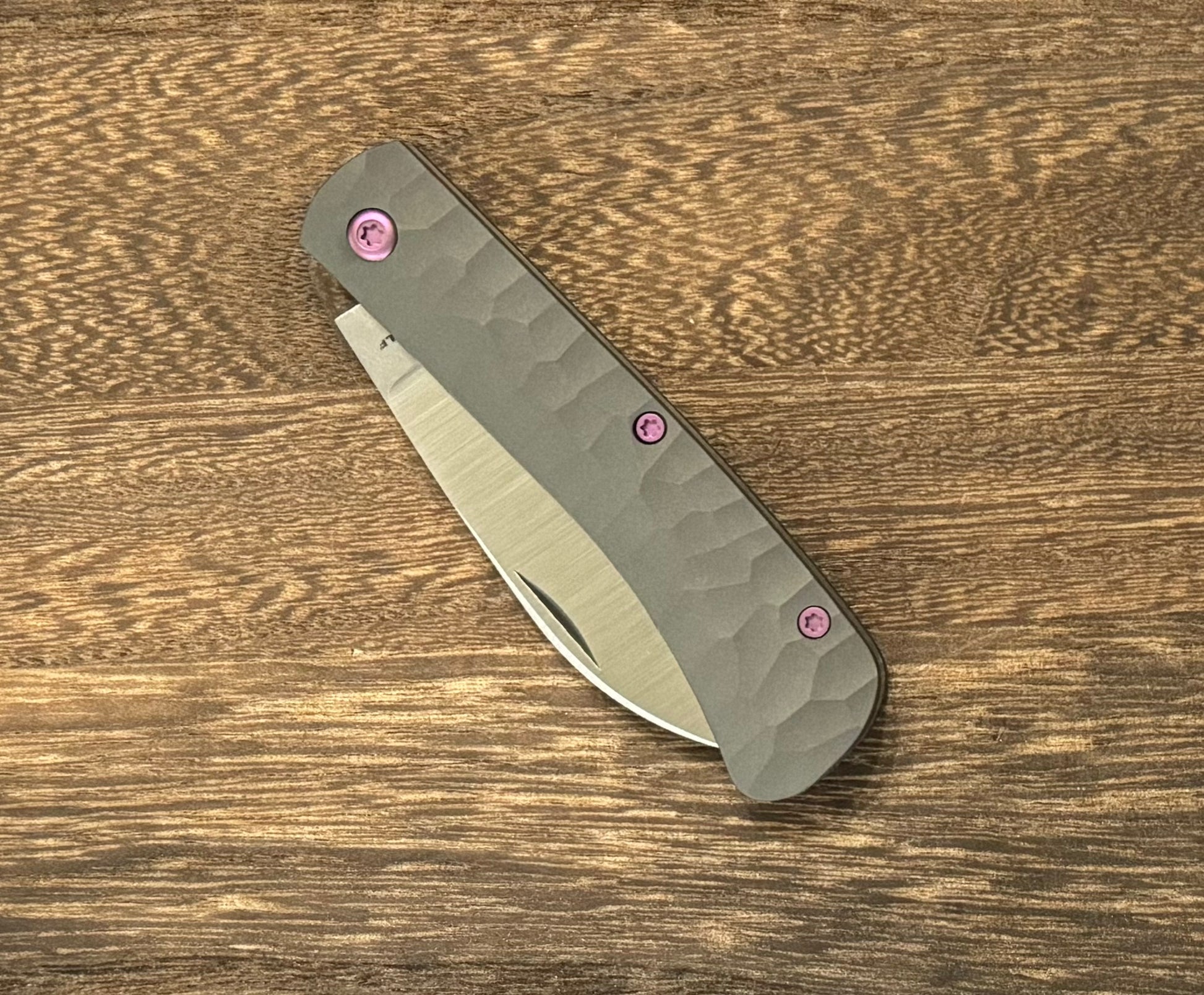 Jack Wolf Knives-Jack Wolf Knives - VENOM JACK- TITANIUM ROCK PATTERN-5-Urban Cutlery