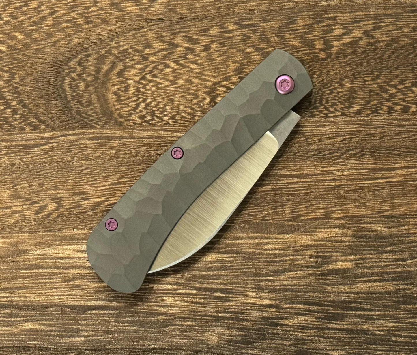 Jack Wolf Knives-Jack Wolf Knives - VENOM JACK- TITANIUM ROCK PATTERN-6-Urban Cutlery