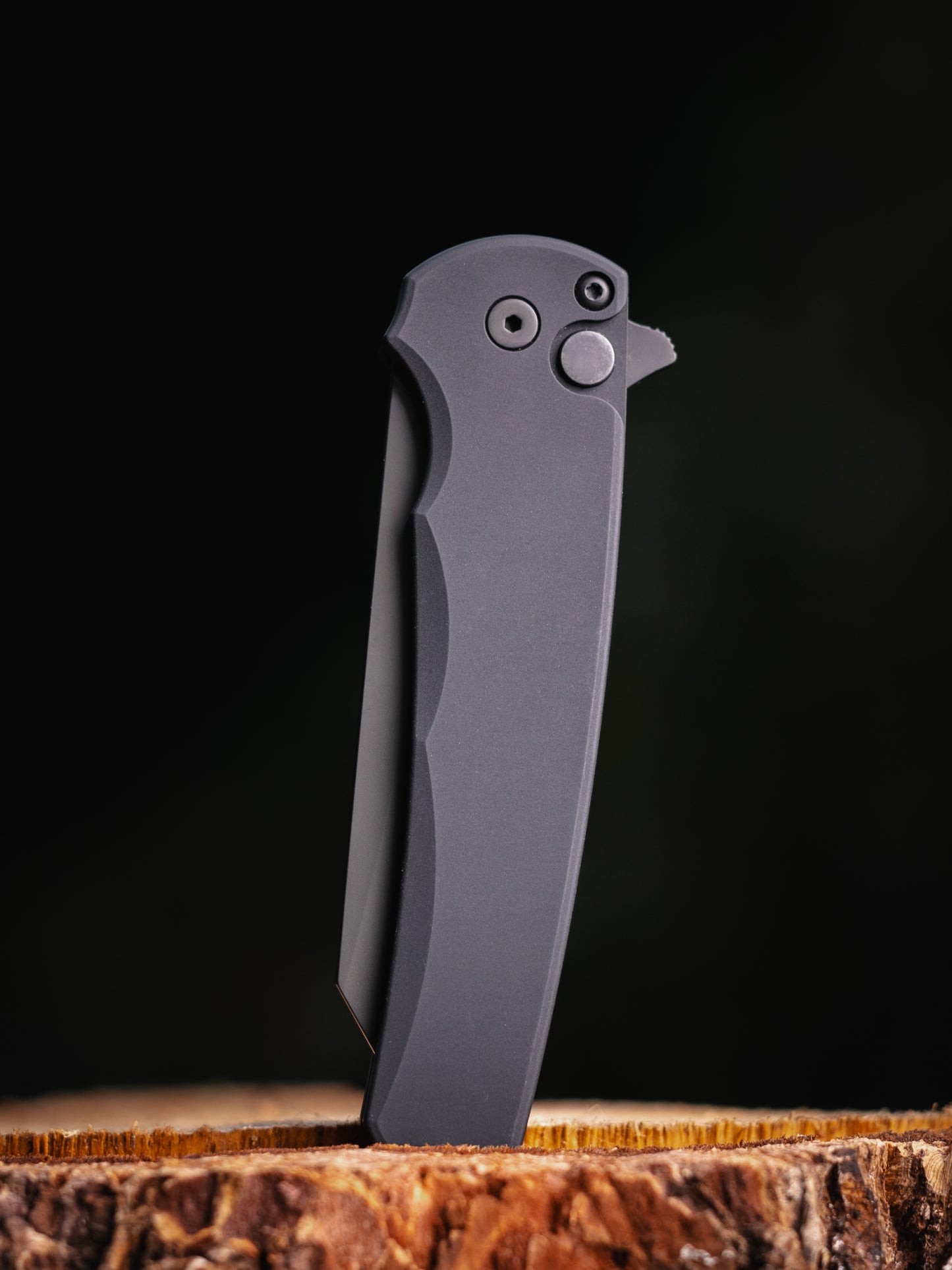 Pro-Tech 5403 Malibu - Smooth Black Handle - DLC Black Reverse Tanto Magnacut Blade - DLC Black Mini Deep Carry Clip