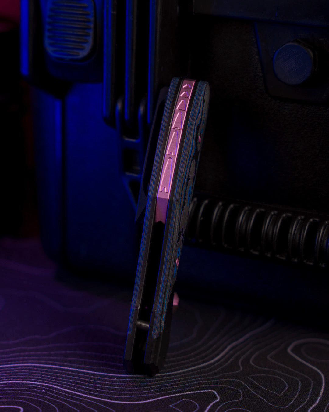 Null Knives-Null Knives UC Exclusive Voodoo Doll - Blurple Camo Carbon Handle - Matte DLC Vanax Blade /35-20-Urban Cutlery