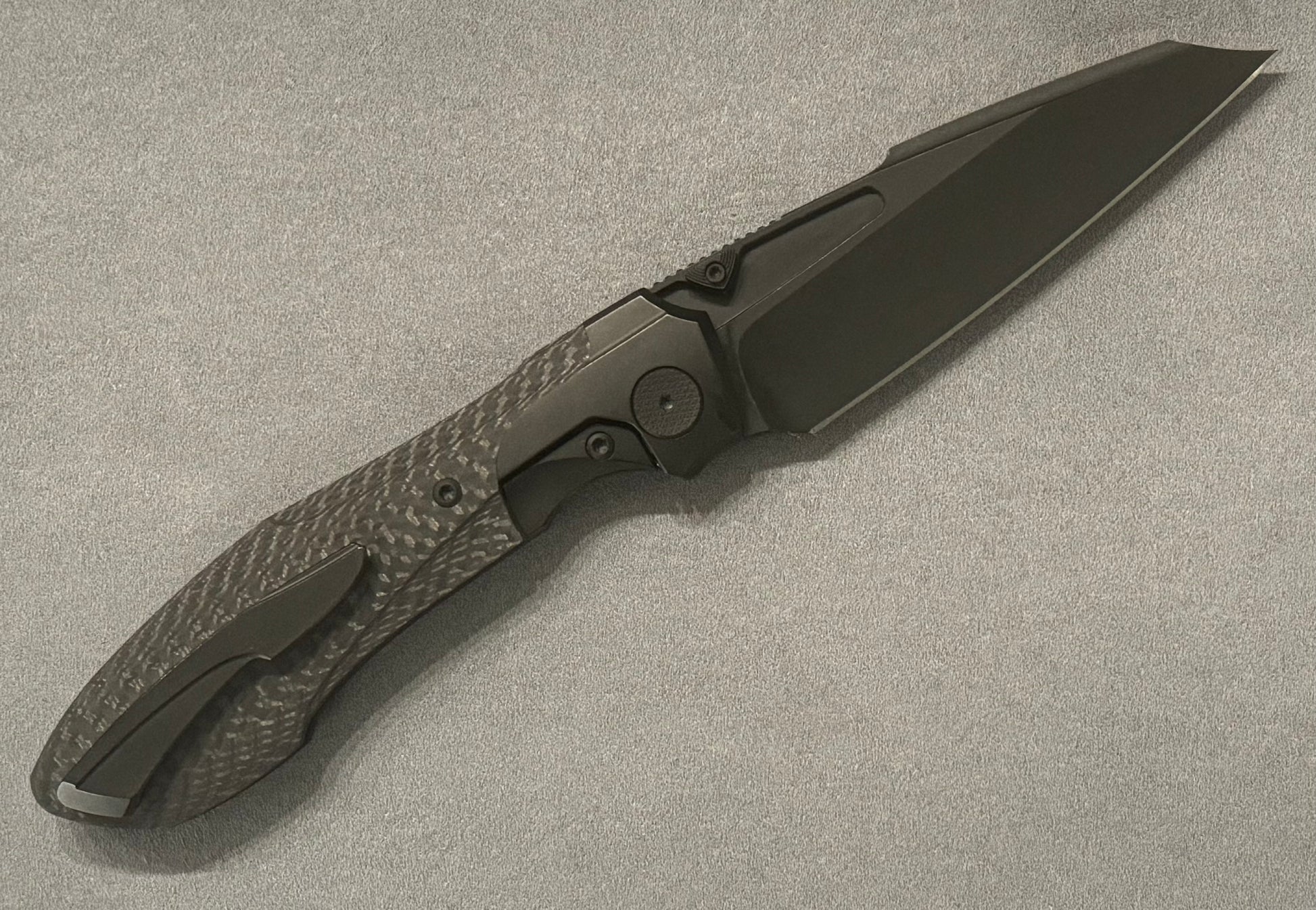 Null Knives-Null Knives Voodoo - Black PVD with Weave Carbon Fiber Inlay Handle - Black PVD with Light Stonewash Finish Blade-2-Urban Cutlery