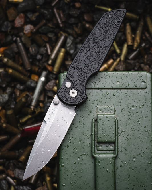 Pro-Tech INT1105.TOPO TR-3 INTEGRITY Manual - Topographic Textured Black Handle - Stonewash MAGNACUT Blade - Blasted Hardware