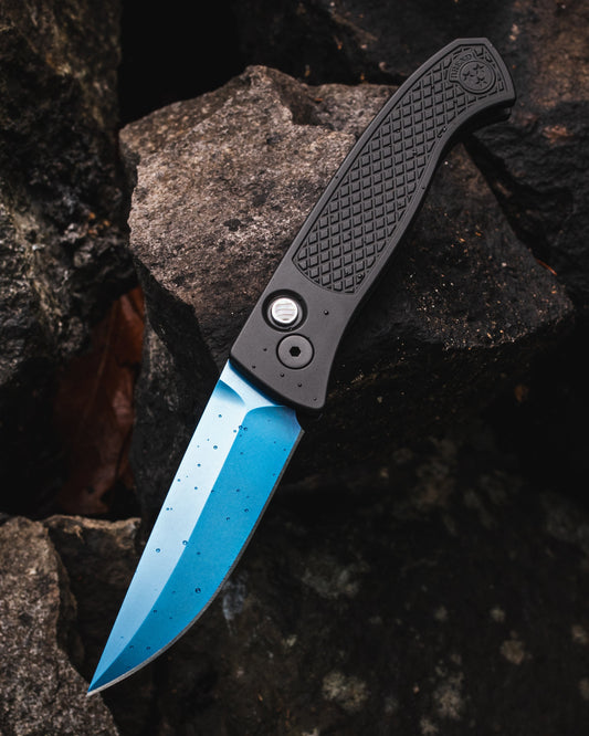 Pro-Tech WB1106.SB Brend Classic Auto - Diamond Textured Black Handles - Sapphire Blue Magnacut Blade - Abalone Button - Black Hardware