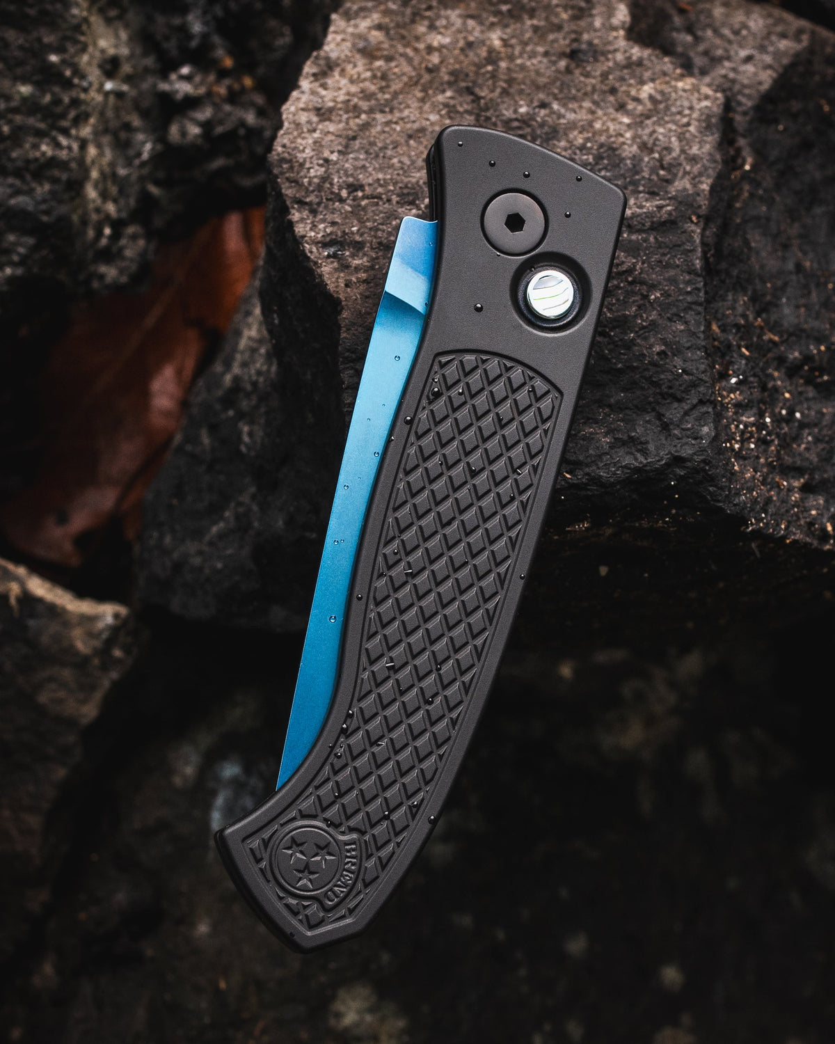Pro-Tech WB1106.SB Brend Classic Auto - Diamond Textured Black Handles - Sapphire Blue Magnacut Blade - Abalone Button - Black Hardware