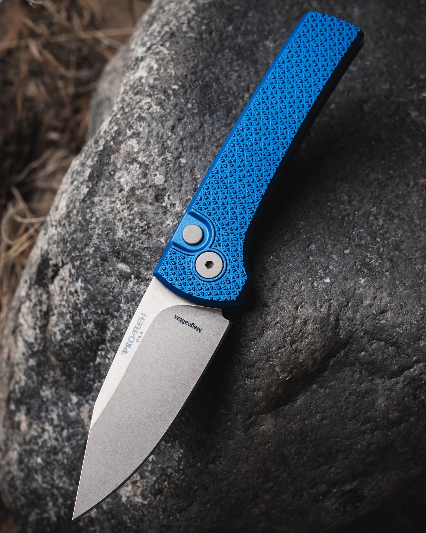 Chaves x ProTech Scapegoat RCS1105.Blue Auto - Carbide Textured Blue Handles - Stonewash MAGNAMAX Blade