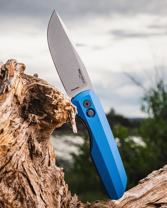 Pro-Tech VERO2101.Blue.MM Vero Synapse 2 Auto - Blue Solid Aluminum Handle - Stonewash MAGNAMAX Blade - Black Hardware - DLC Black Clip