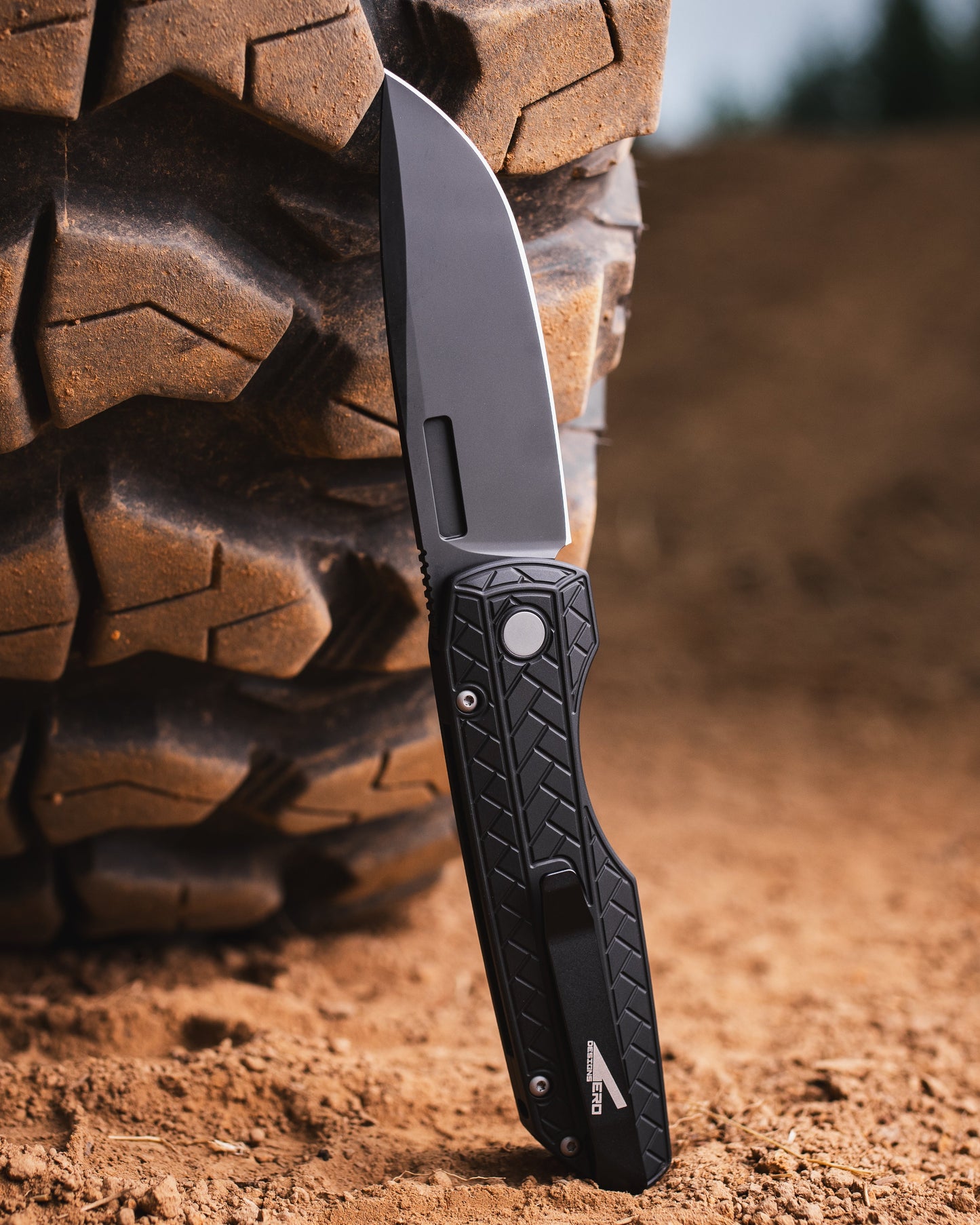 Pro-Tech VERO2106.MM Vero Synapse 2 Auto - Black Herringbone Textured Aluminum Handle - DLC Black MAGNAMAX Blade - Blasted Hardware - DLC Machined Ti Clip
