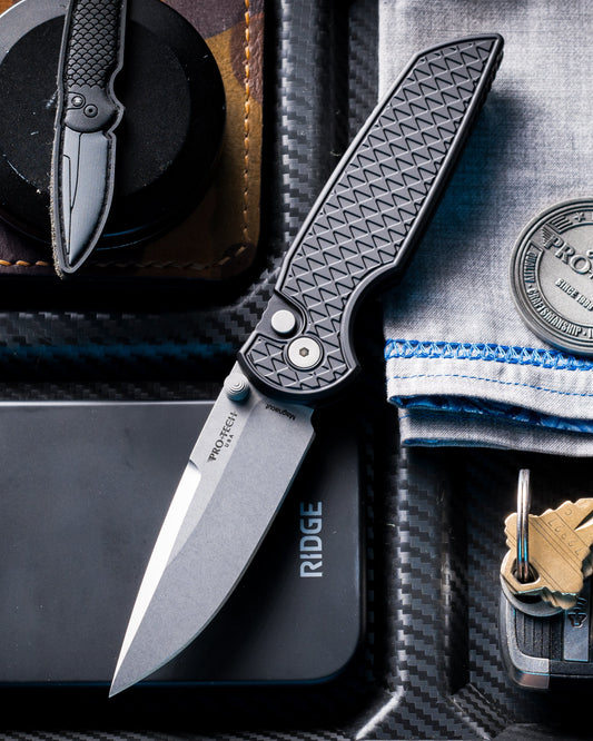 Pro-Tech INT1105 TR-3 INTEGRITY Manual - Relic Textured Black Handle - Stonewash MAGNACUT Blade - Blasted Hardware