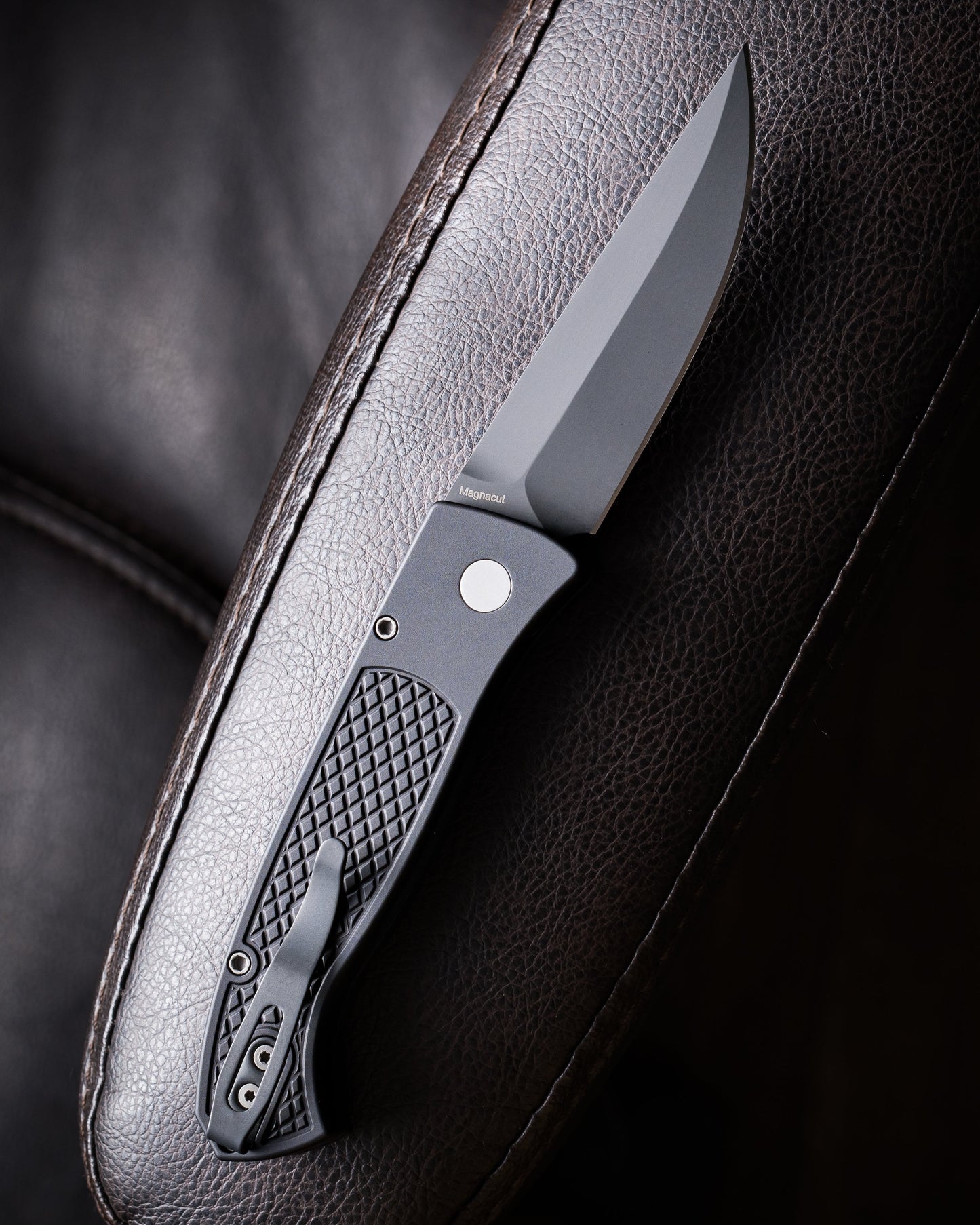 Pro-Tech WB1106 Brend Classic Auto - Diamond Textured Black Handles - DLC Black Magnacut Blade - Blasted Hardware