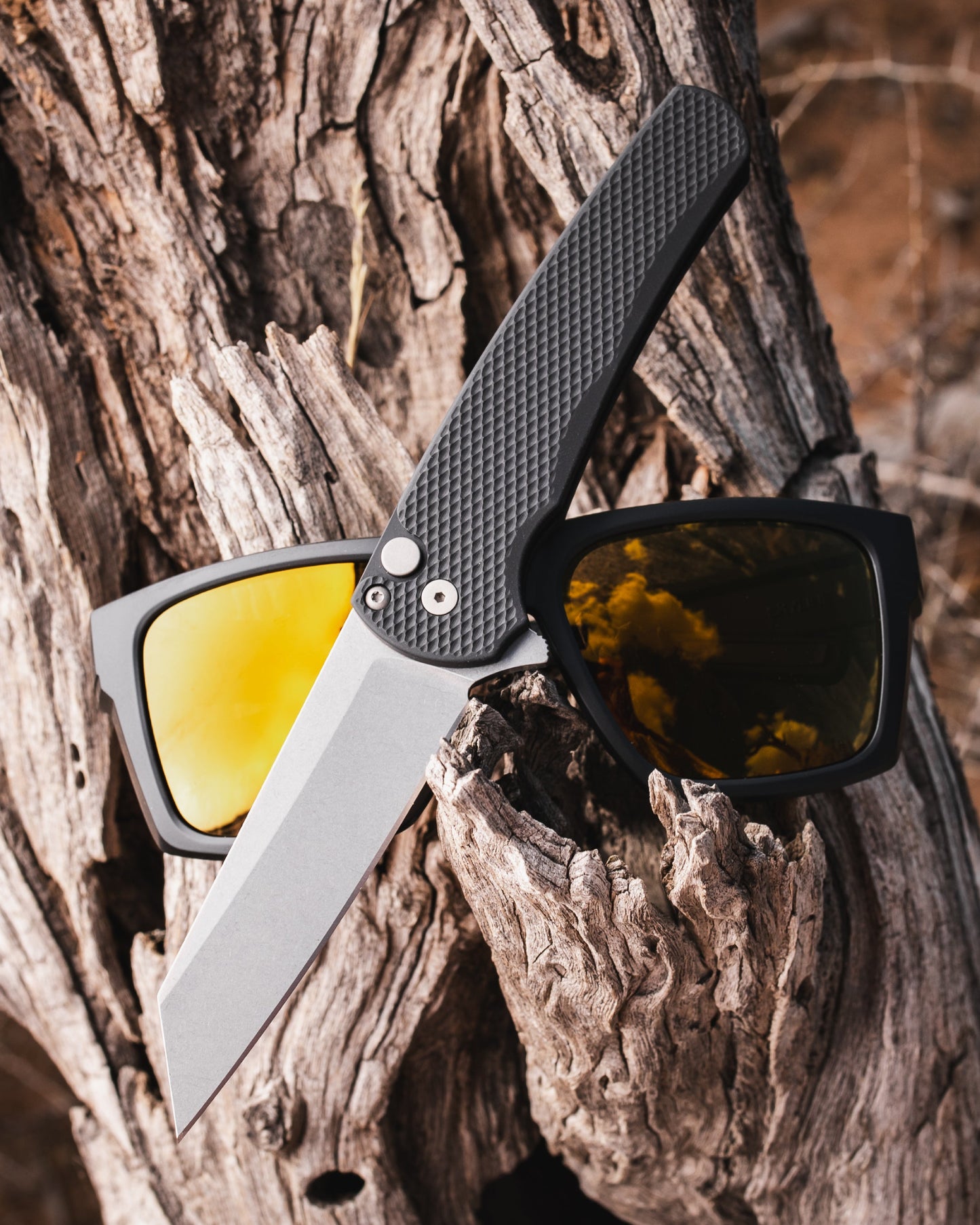 Pro-Tech 5405 Malibu - Textured Black Handle - Stonewash Reverse Tanto Magnacut Blade
