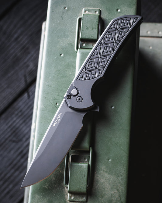 Pro-Tech MX106.Nexus Nexus Mordax - "Nexus" Textured Black Handle - DLC Black Magnacut Blade - DLC Black Mini Deep Carry Clip