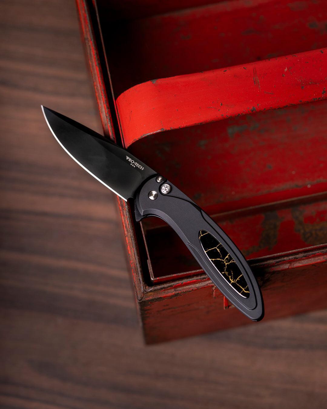 Pro-Tech-2025 Cambria Custom Gold Composite - UC Diamond Exclusive 1/1-4-Urban Cutlery