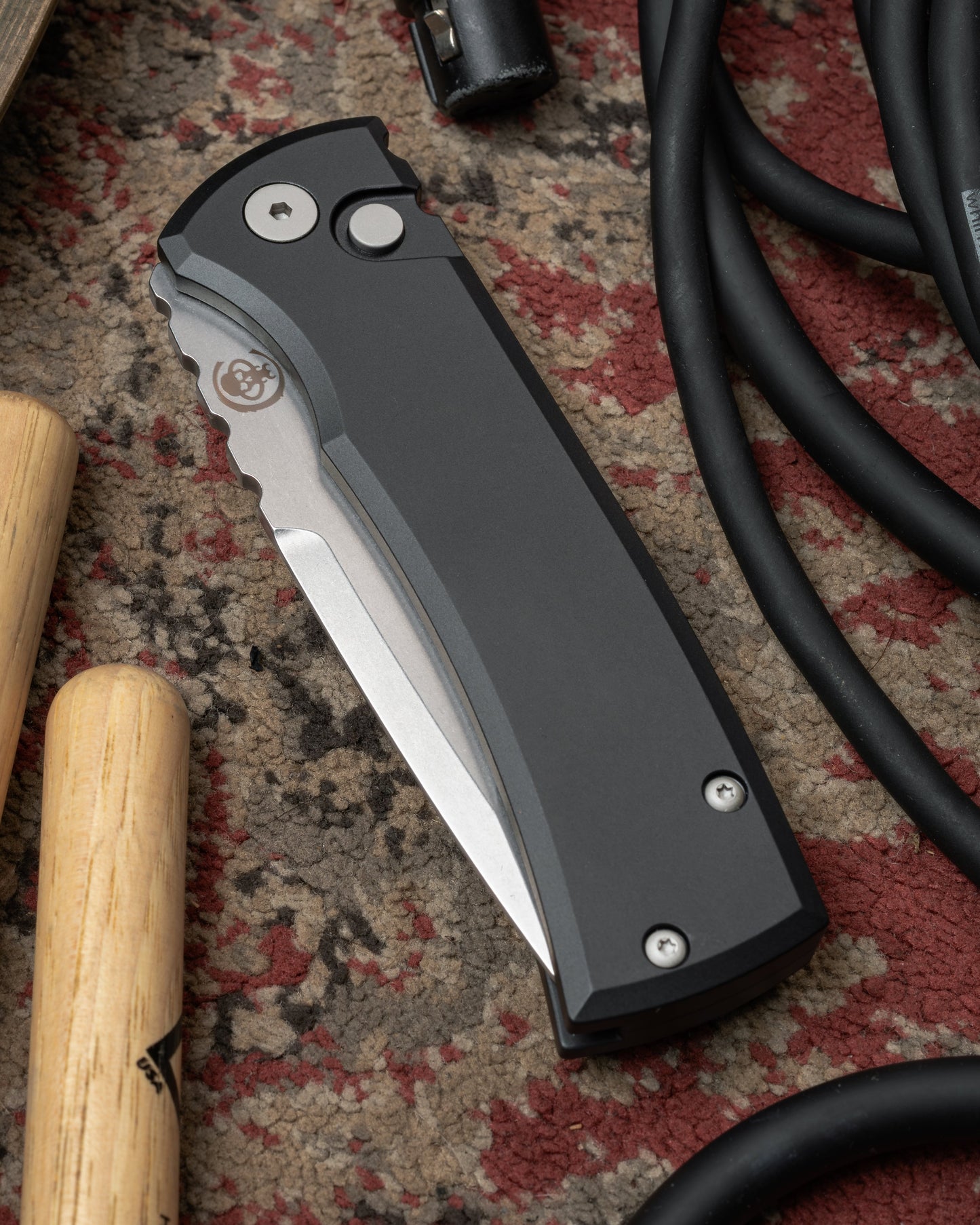 Pro-Tech-Chaves x Pro-Tech 229 Redencion Auto - Black Handles - Stonewash Tanto S35vn Blade-3-Urban Cutlery