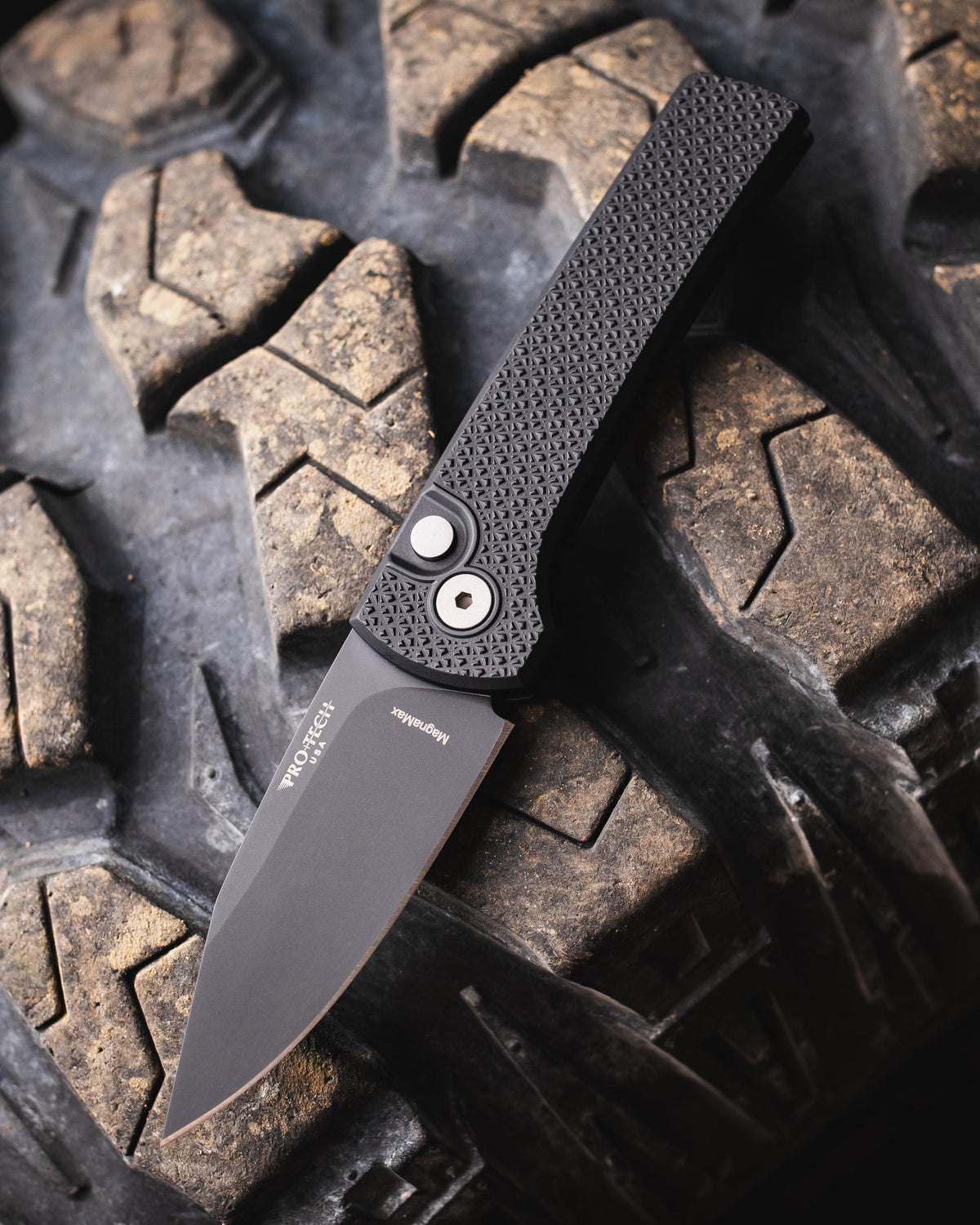 Pro-Tech-Chaves x ProTech Scapegoat RCS1106 Auto - Carbide Textured Black Handles - DLC Black MAGNAMAX Blade-1-Urban Cutlery