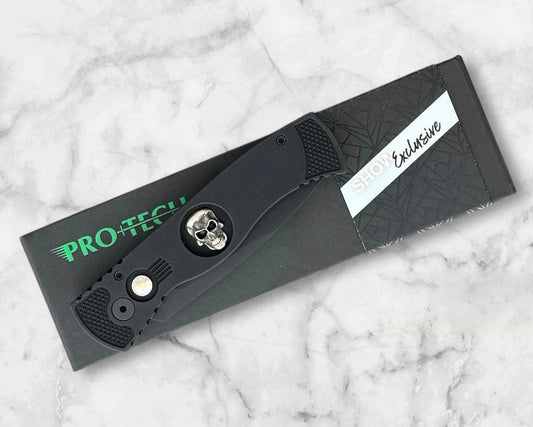 Pro-Tech-Pro-Tech 2025 F&F Show Exclusive SKULL Ltd. Edition TR-2 AUTO - Black Aluminum handle, Bruce Shaw designed sterling silver skull - Black Magnacut Blade - Pearl Button-Folding Knife-Urban Cutlery