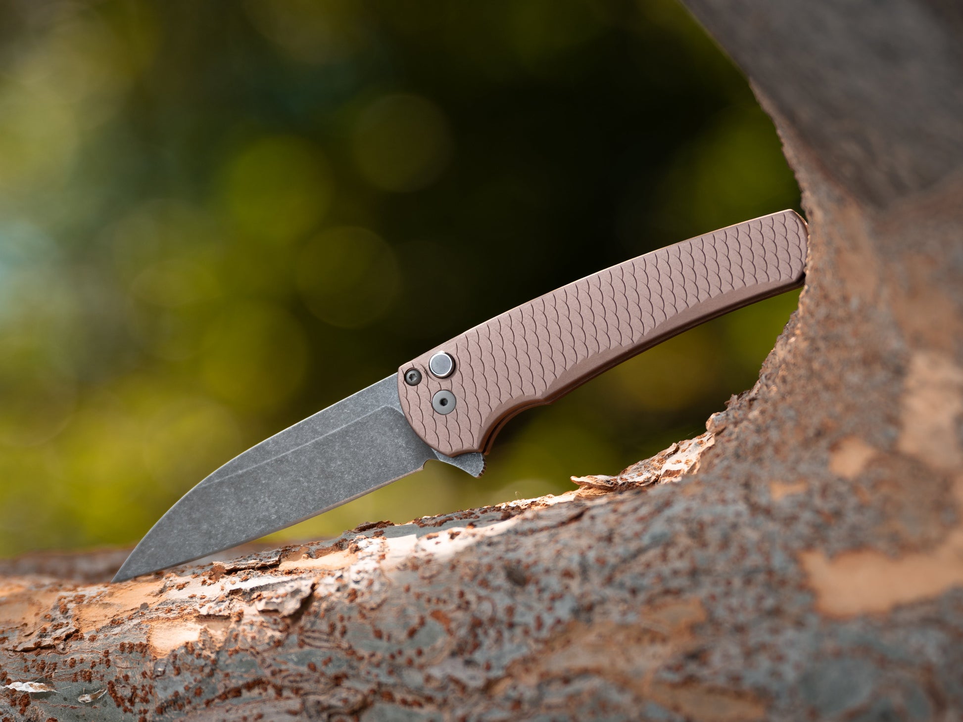 Pro-Tech-Pro-Tech 5336.LTD.AW.FDE Malibu - FDE 7075 "Dragon Scale" Handle - Acid Washed Wharncliffe Magnacut Blade - Black Lip Pearl Button - Blasted Hardware-1-Urban Cutlery