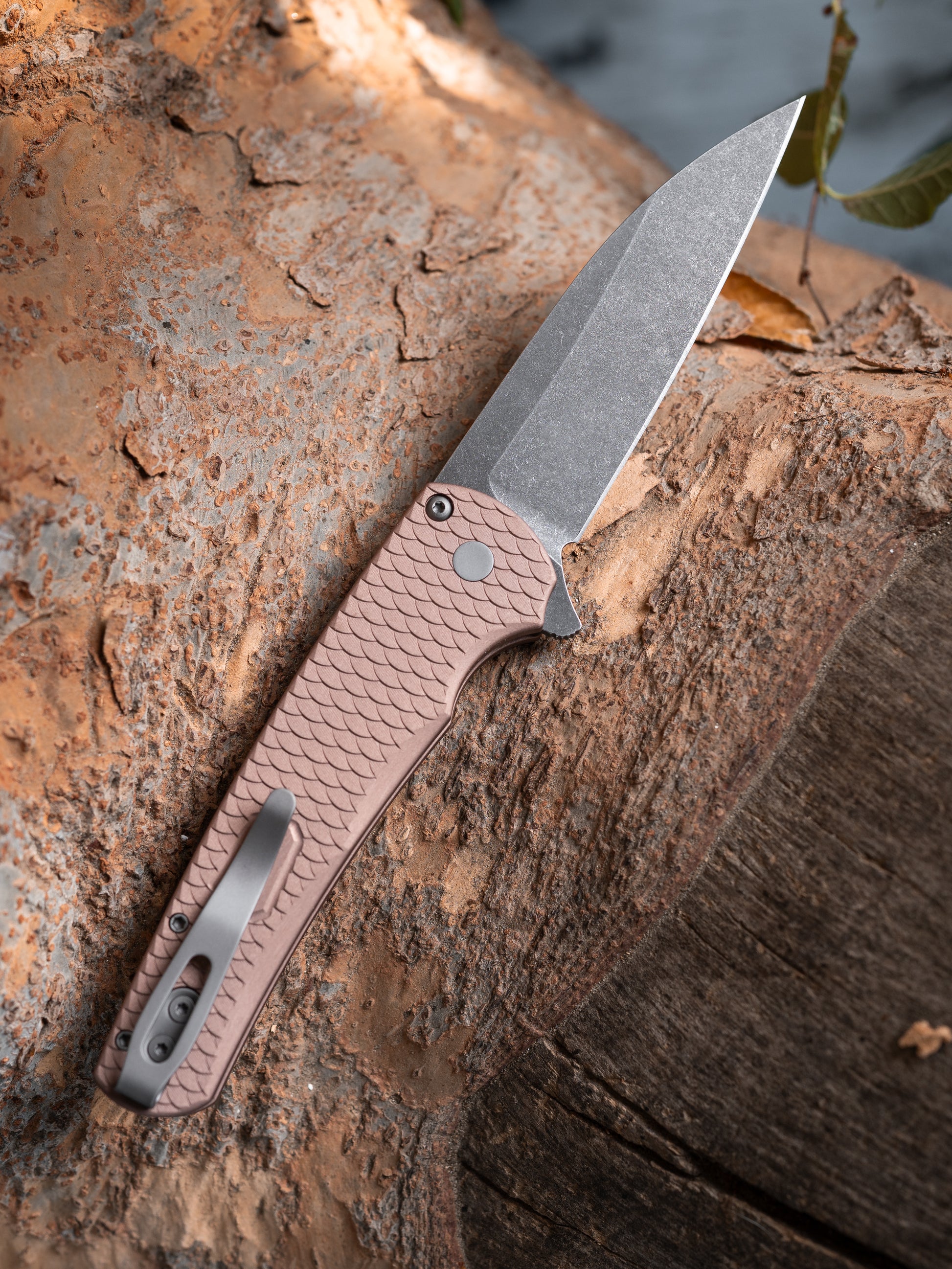 Pro-Tech-Pro-Tech 5336.LTD.AW.FDE Malibu - FDE 7075 "Dragon Scale" Handle - Acid Washed Wharncliffe Magnacut Blade - Black Lip Pearl Button - Blasted Hardware-3-Urban Cutlery